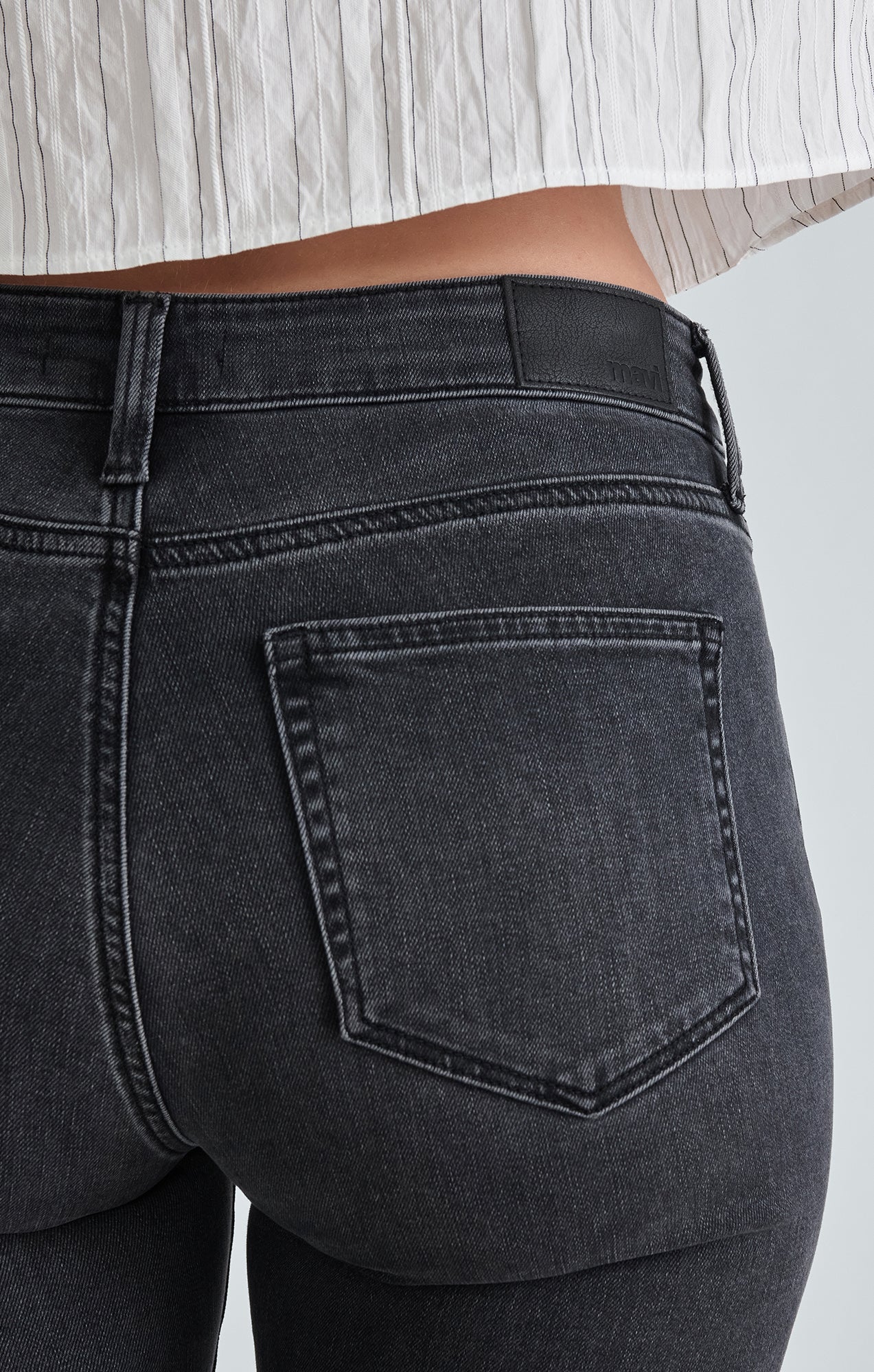 VICKY BOOTCUT IN LIGHT SMOKE BRUSHED FEATHER LUXE - Mavi Jeans