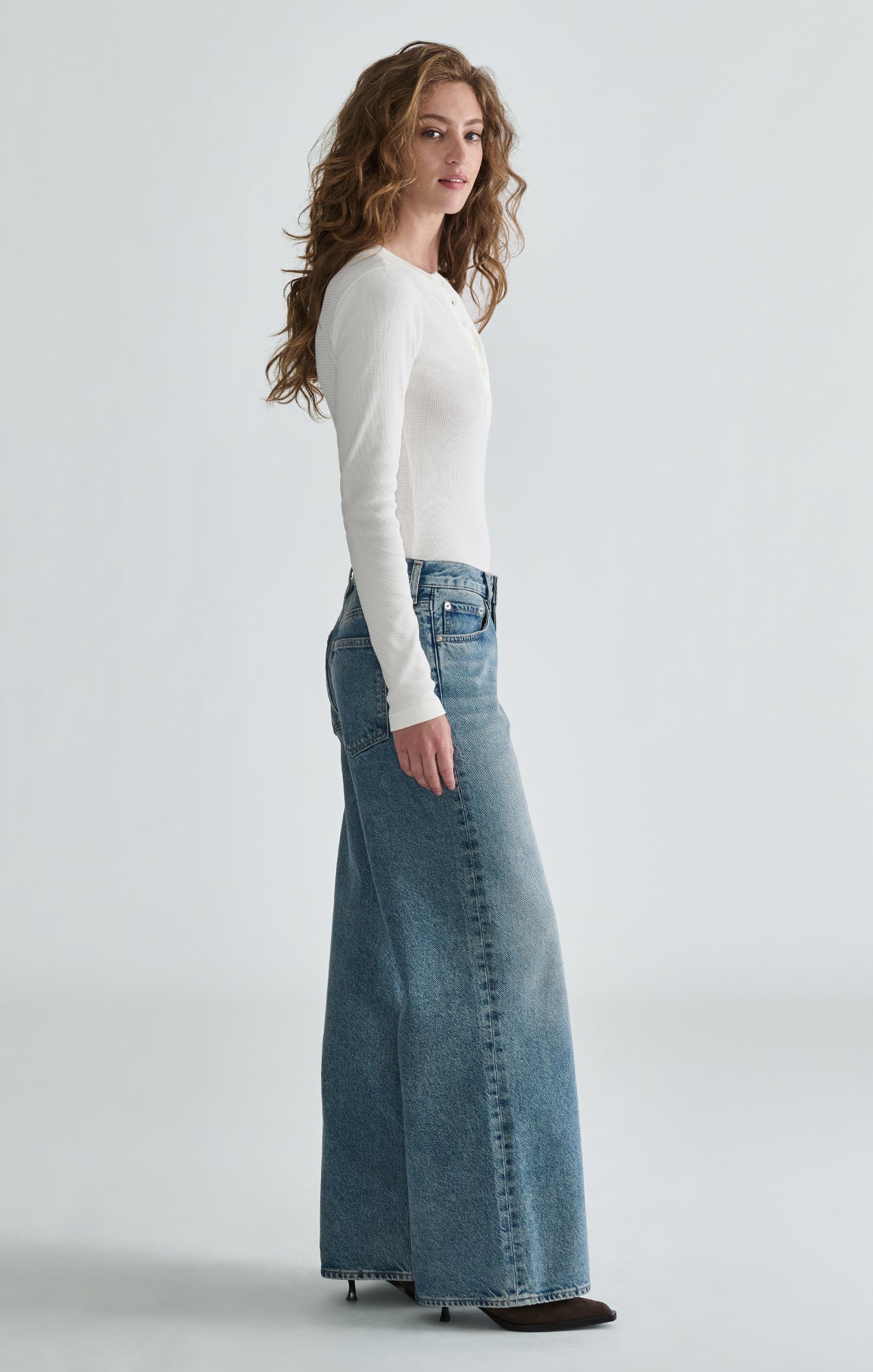 SANDY WIDE LEG IN LT BRUSHED CLASSIC DENIM - Mavi Jeans