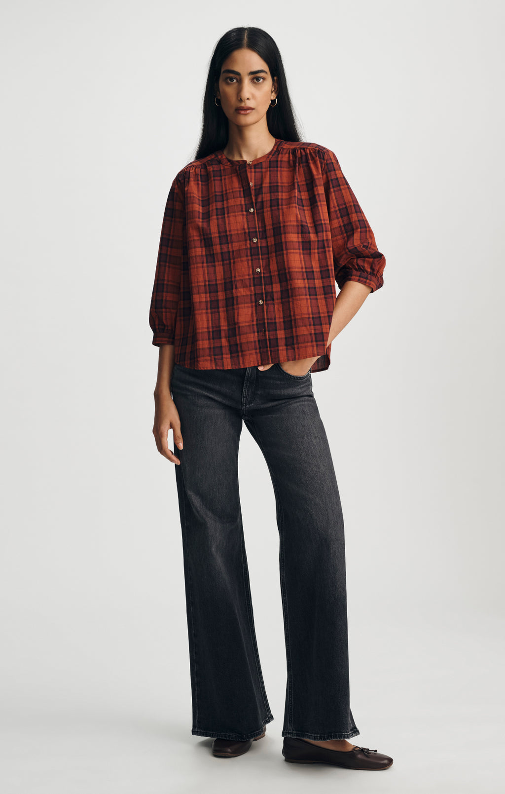 GRACE RELAXED FLARE IN SMOKE BRUSHED CLASSIC BLUE - Mavi Jeans