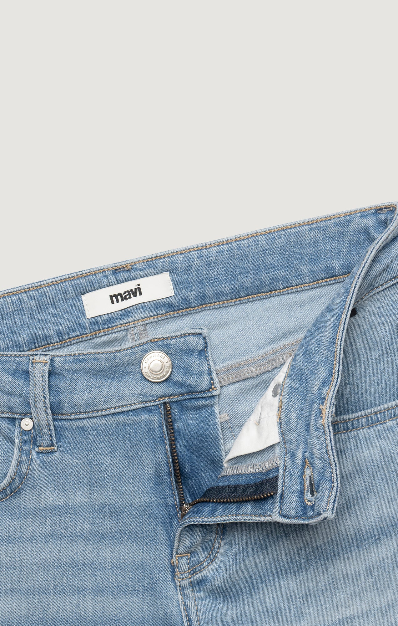 ALEXA SKINNY IN BLEACHED TRIBECA - Mavi Jeans