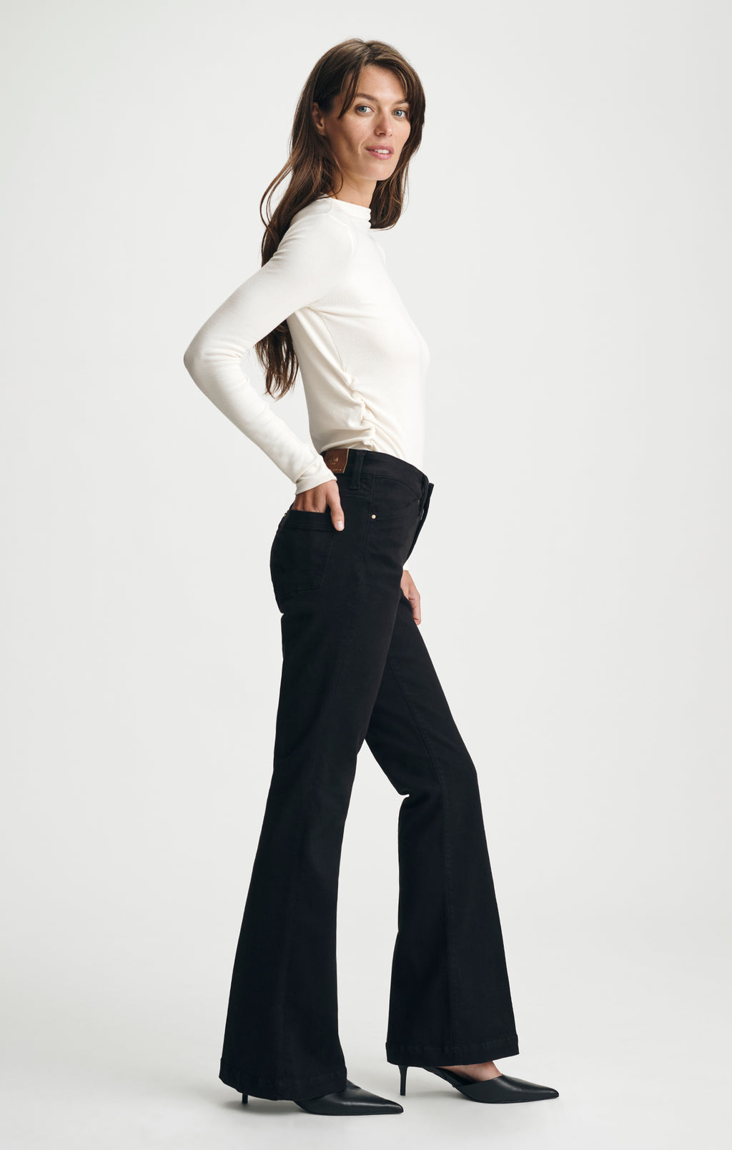 SYDNEY FLARE IN BLACK GOLD PREMIUM
