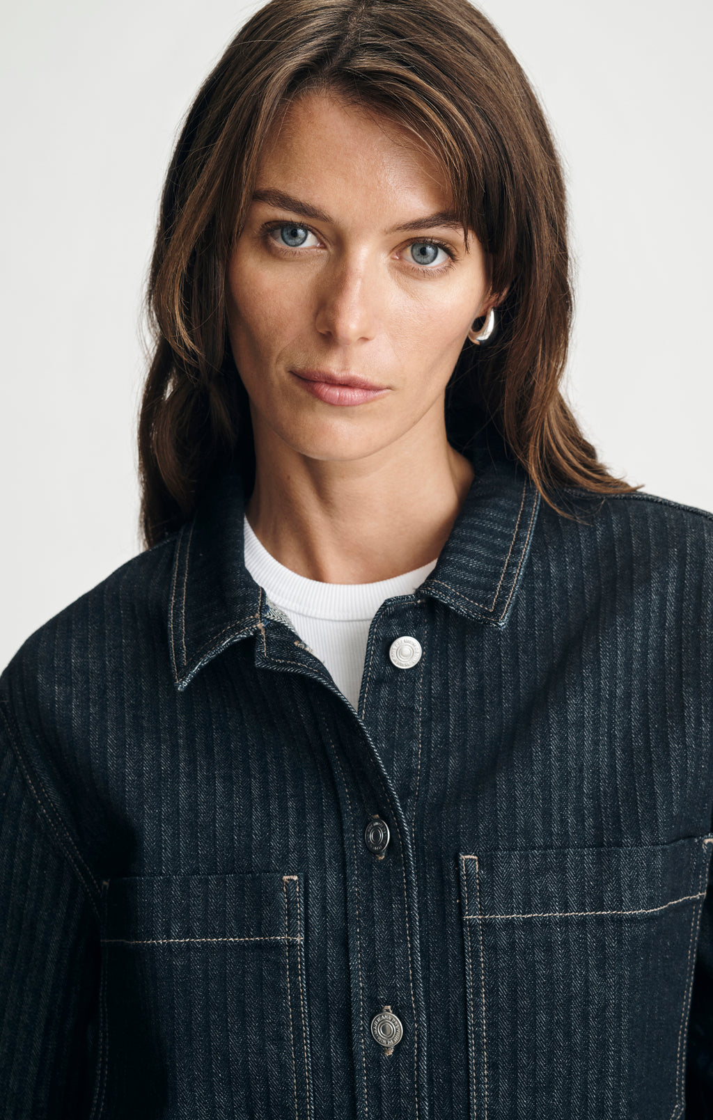 NORINA CROPPED DENIM OVERSHIRT IN DARK DENIM - Mavi Jeans