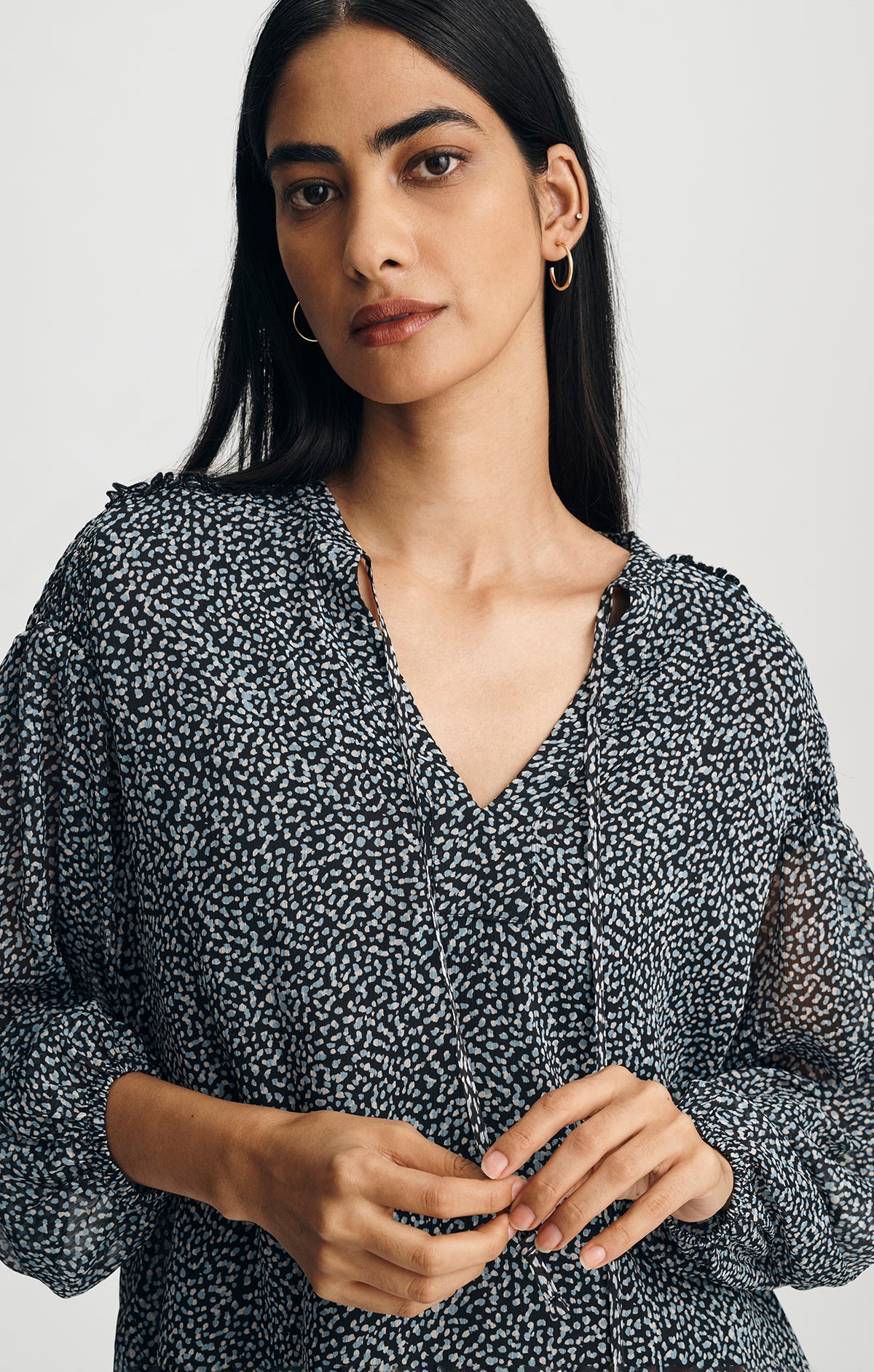 WOVEN TIE-FRONT SHIRT IN MINI DOT PRINT - Mavi Jeans