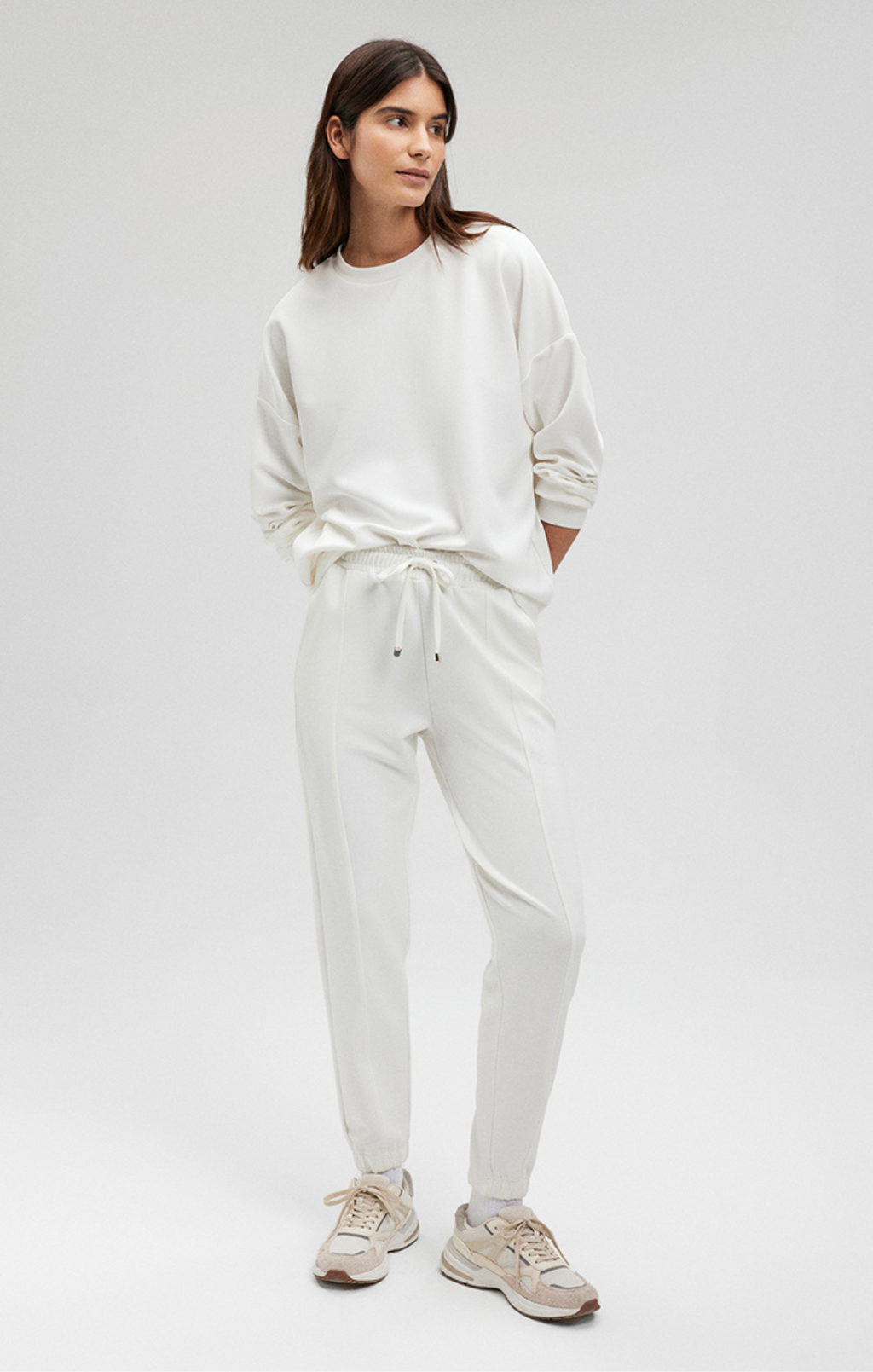 LUXE TOUCH TENCEL™ SWEATPANTS IN ANTIQUE WHITE - Mavi Jeans