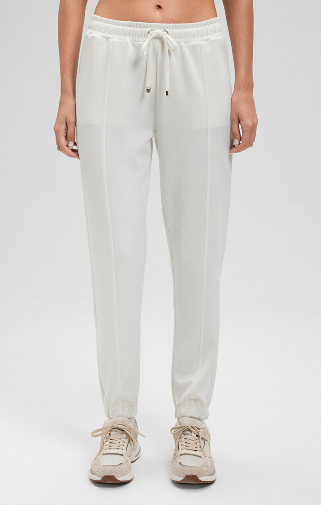 LUXE TOUCH TENCEL™ SWEATPANTS IN ANTIQUE WHITE - Mavi Jeans