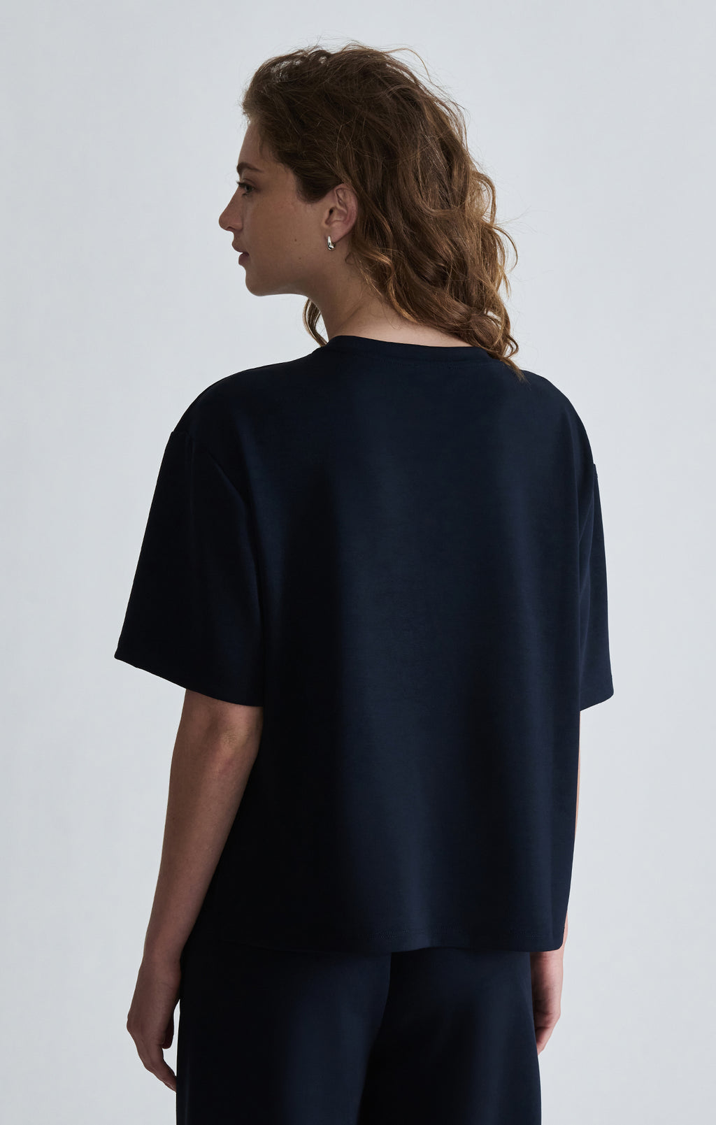 LUXE TOUCH TENCEL™ CREW NECK T-SHIRT IN MEDIEVAL BLUE - Mavi Jeans