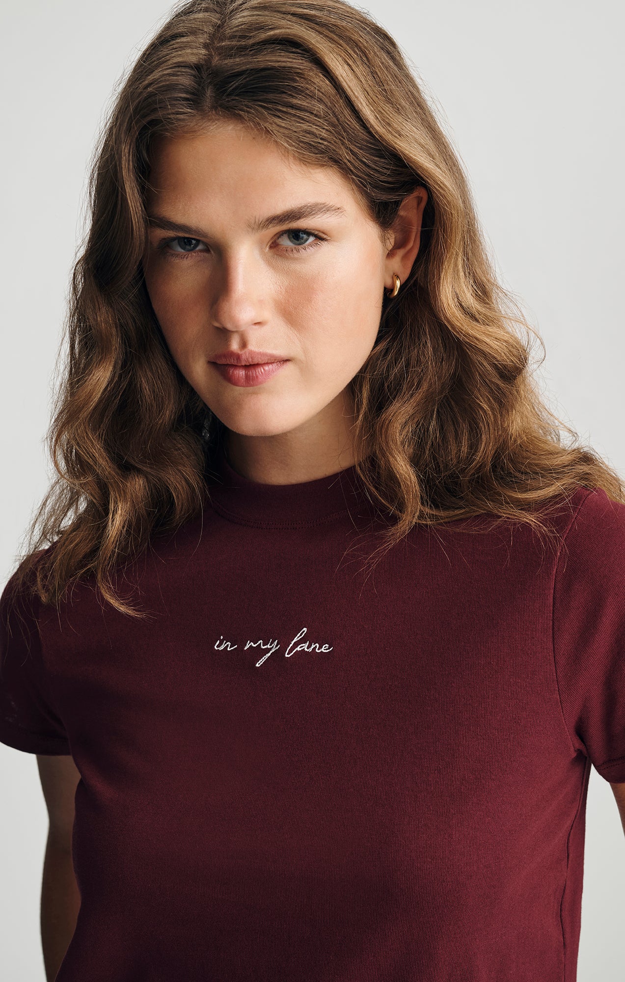 IN MY LANE GRAPHIC T-SHIRT IN WINDSOR WINE - Mavi Jeans
