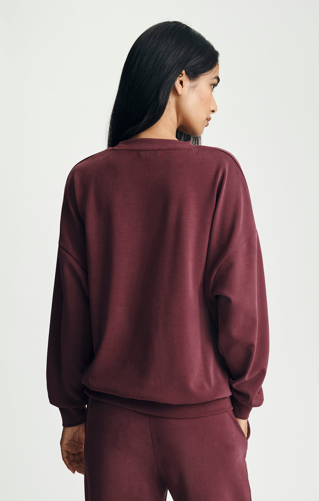 LUXE TOUCH TENCEL™ SWEATSHIRT IN PORT ROYALE - Mavi Jeans