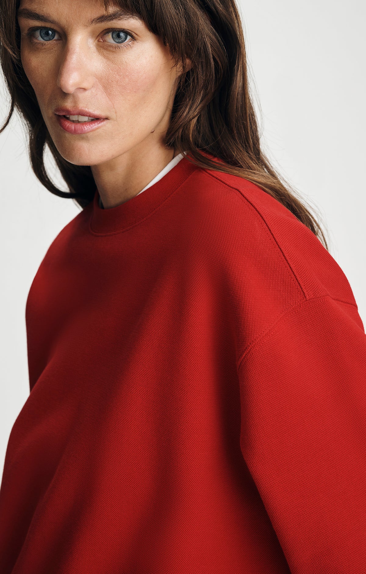 PIQUE CREW NECK SWEATSHIRT IN SAVVY RED - Mavi Jeans