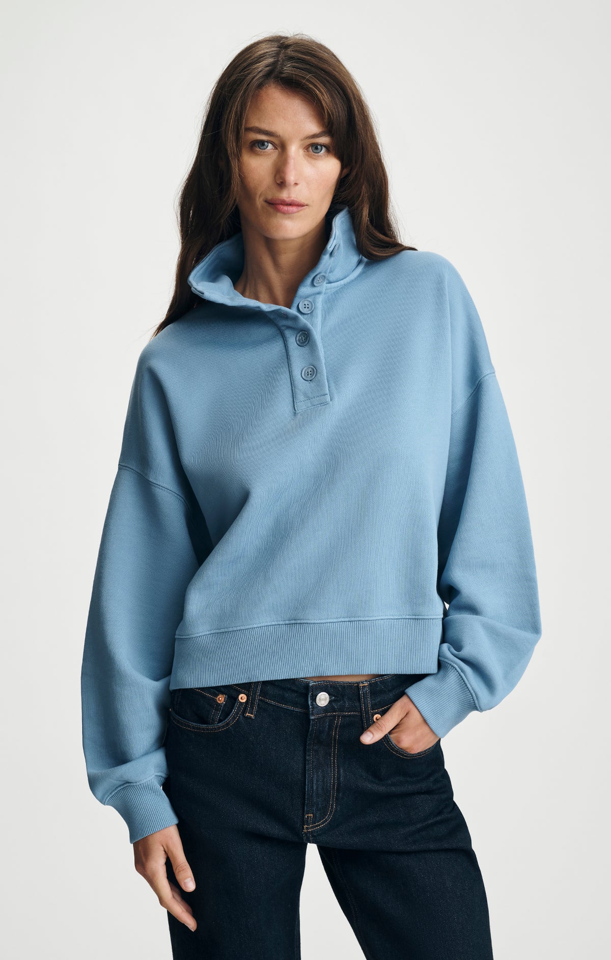 FLEECE FUNNEL NECK SWEATSHIRT IN CYANEUS - Mavi Jeans