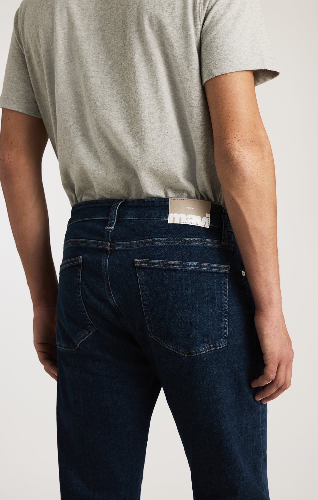 ZACH STRAIGHT LEG IN DARK CLASSIC VINTAGE