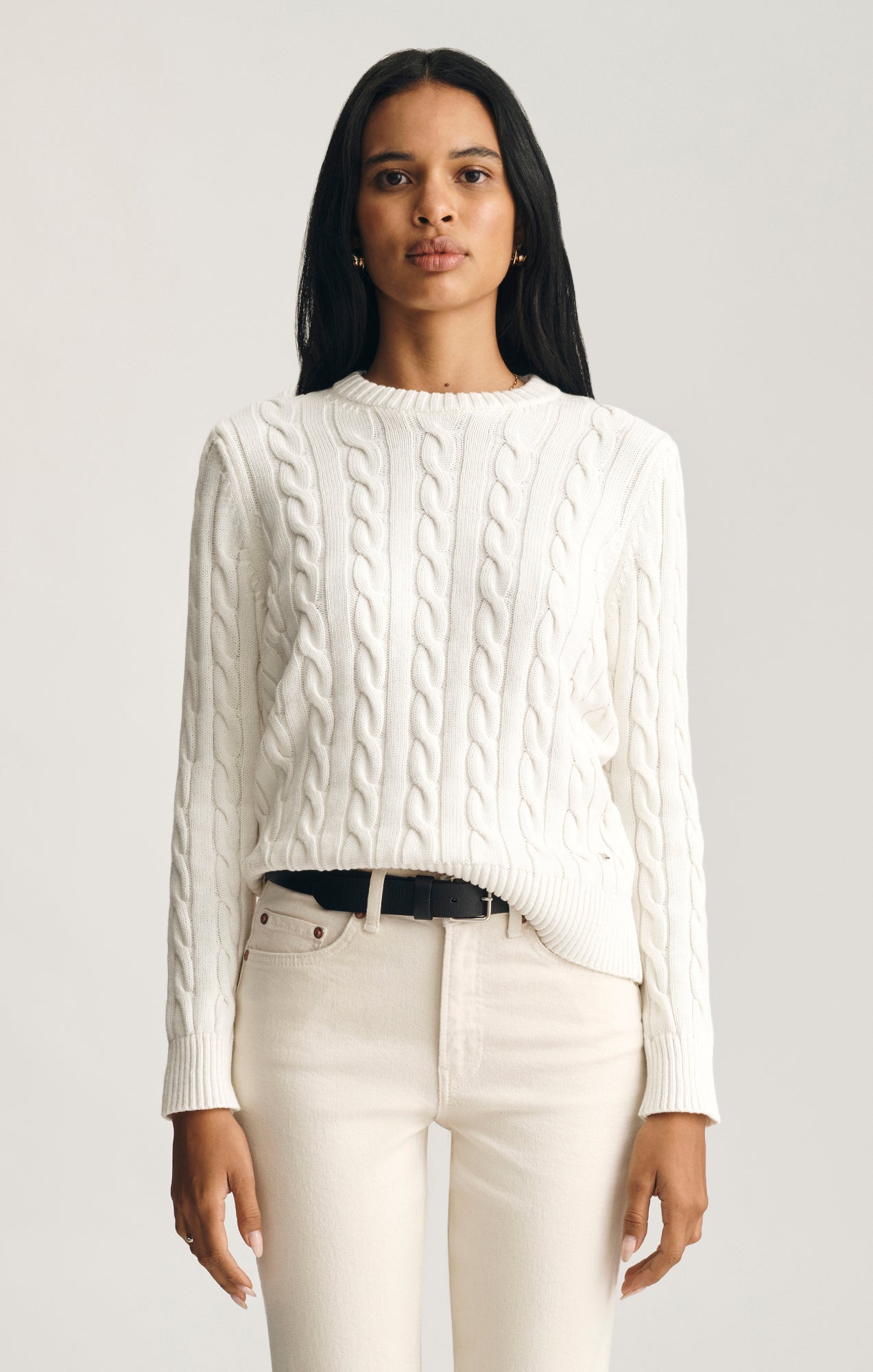 CABLE-KNIT CREW NECK SWEATER IN ANTIQUE WHITE