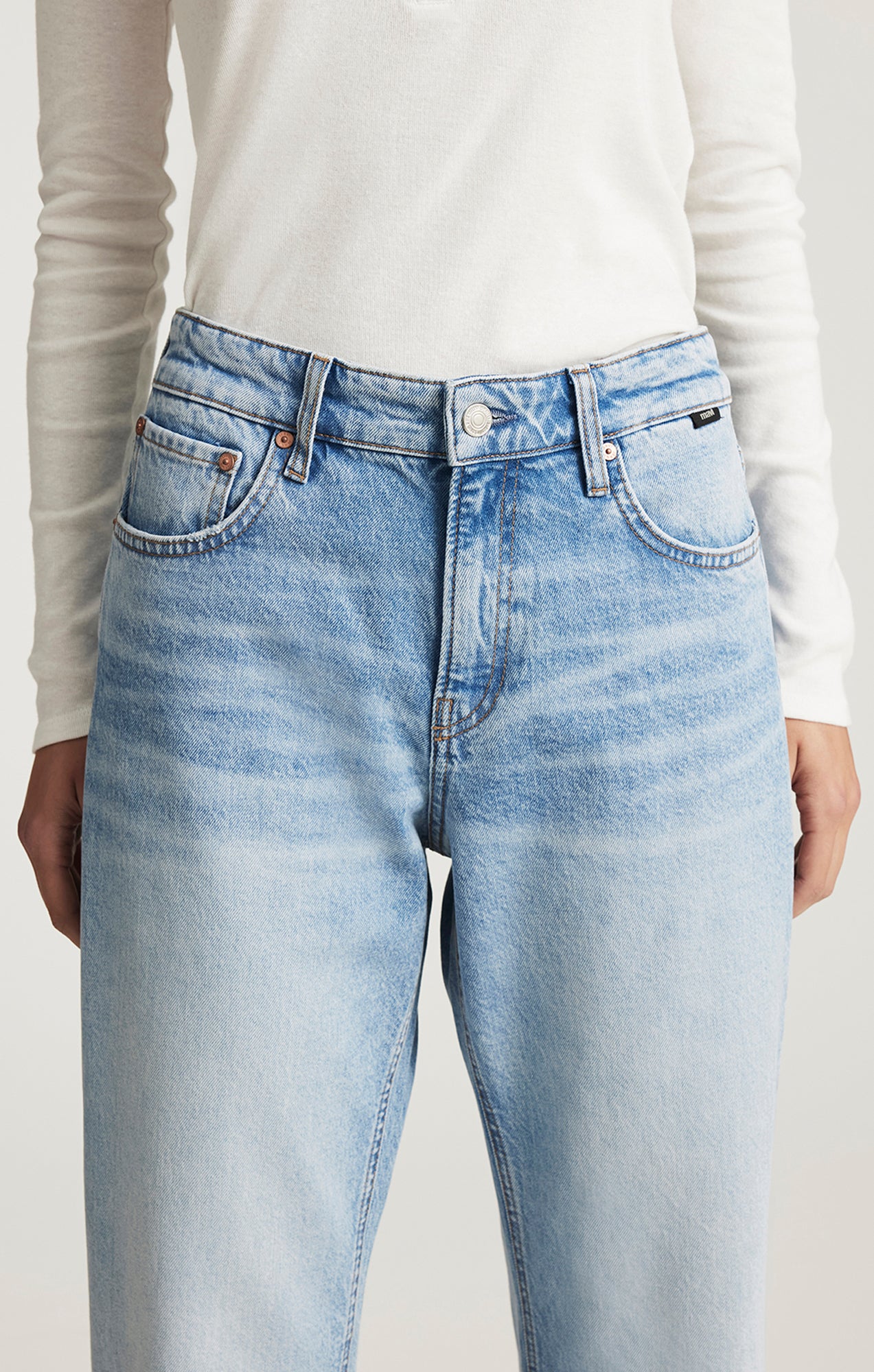SAVANNAH CUFFED STRAIGHT LEG IN LIGHT BRUSHED CLASSIC BLUE - Mavi Jeans