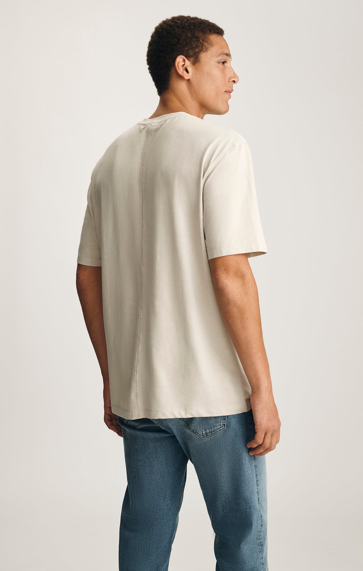SLUB POCKET T-SHIRT IN PELICAN