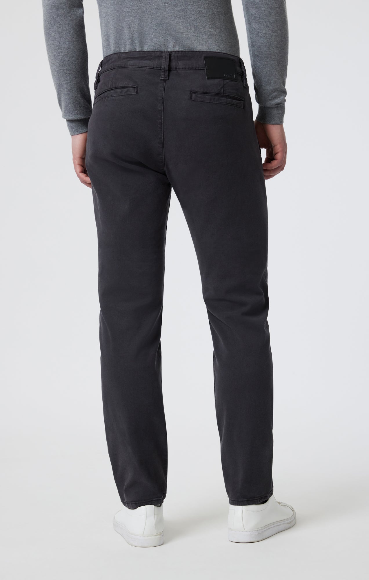 MILTON SLIM STRAIGHT CHINO IN ASH LUXE TWILL - Mavi Jeans