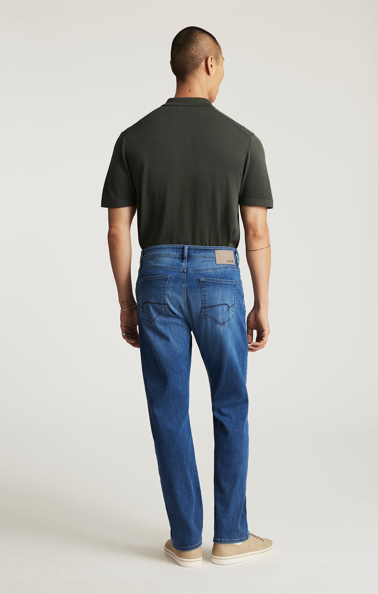 ZACH STRAIGHT LEG IN MID BRUSHED FEATHER BLUE - Mavi Jeans
