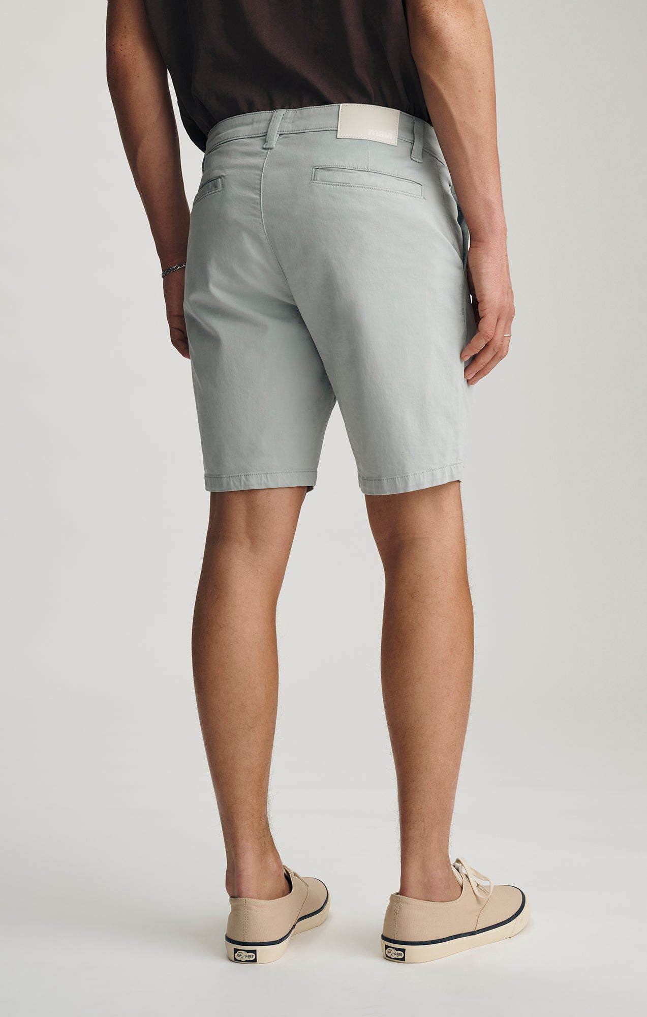 NOAH SHORTS IN SKY BLUE TWILL - Mavi Jeans