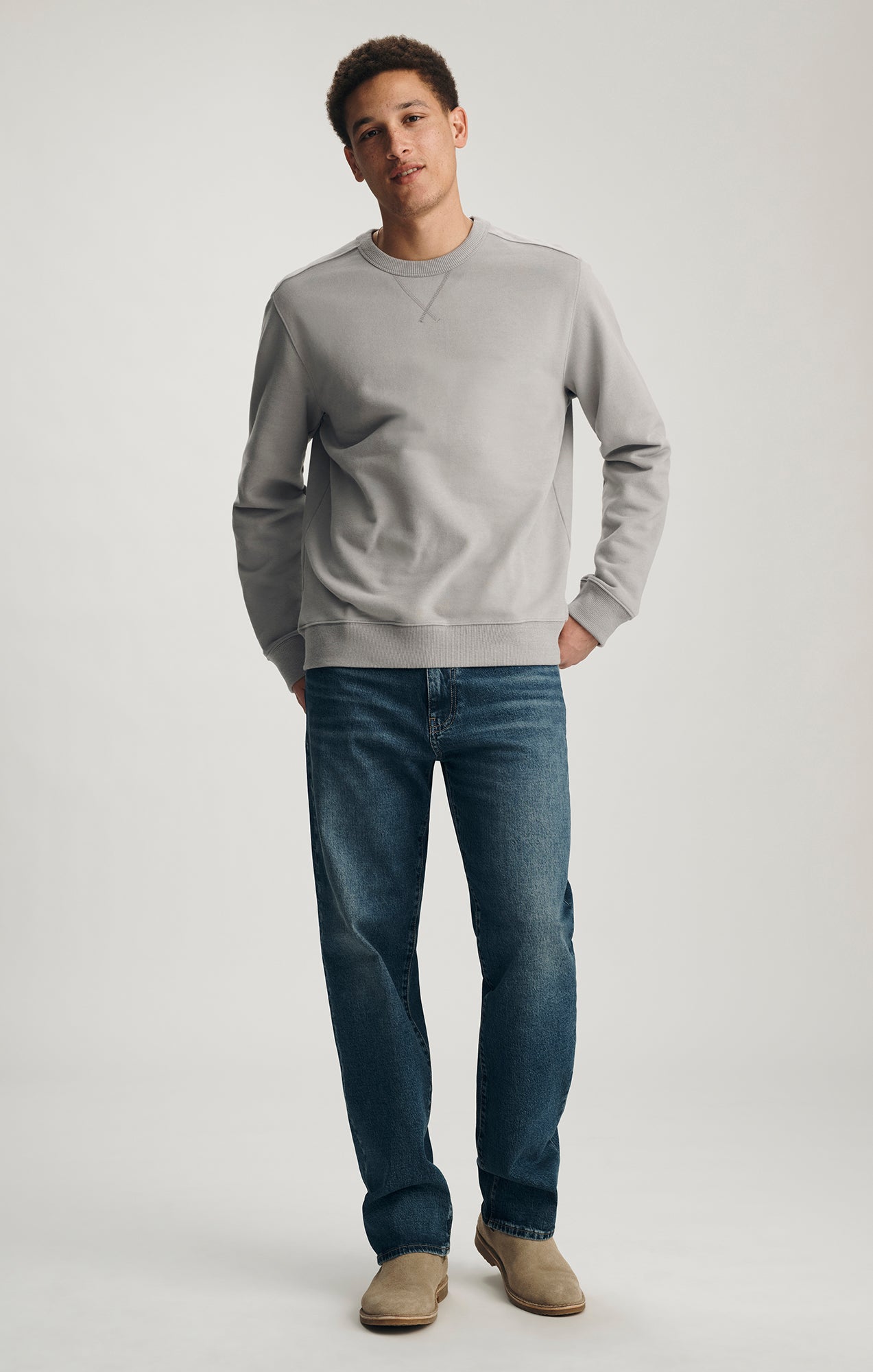 Mavi Men's V-Stitch Crew Neck Sweatshirt In Alloy – Mavi Canada