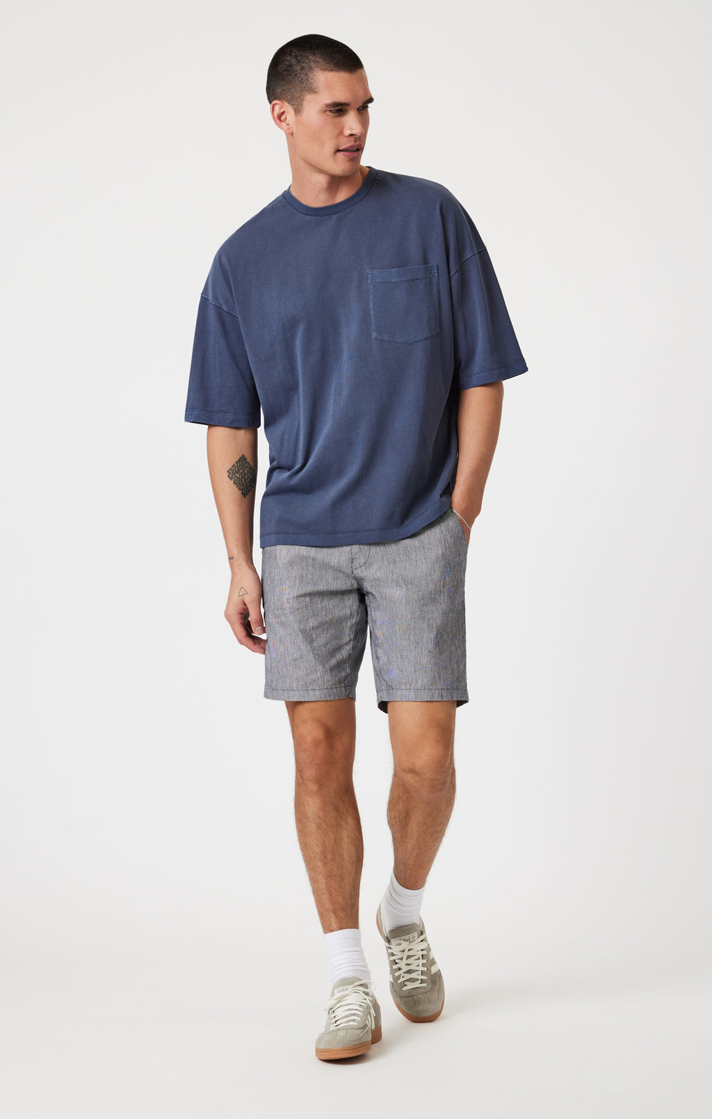 BOXY POCKET T-SHIRT IN OUTER SPACE - Mavi Jeans