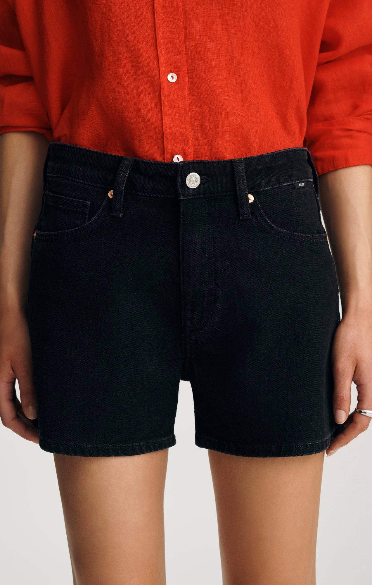 HEIDI SHORTS IN BLACK CLASSIC BLUE - Mavi Jeans