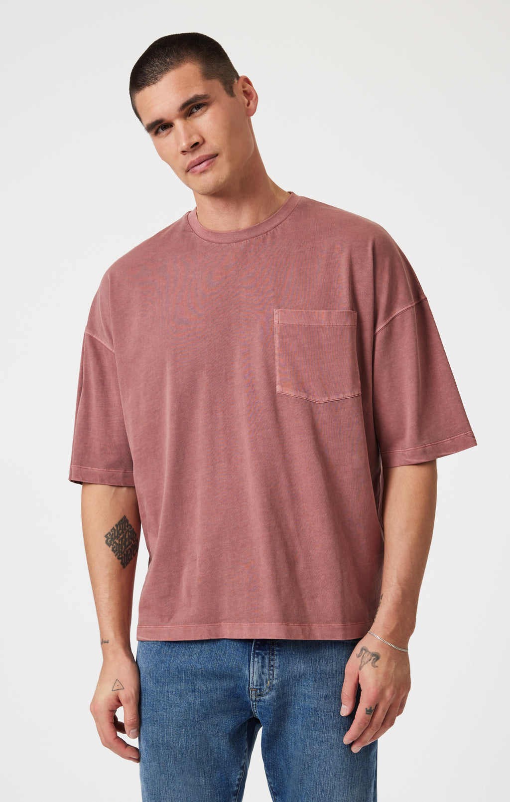 BOXY POCKET T-SHIRT IN MARSALA - Mavi Jeans