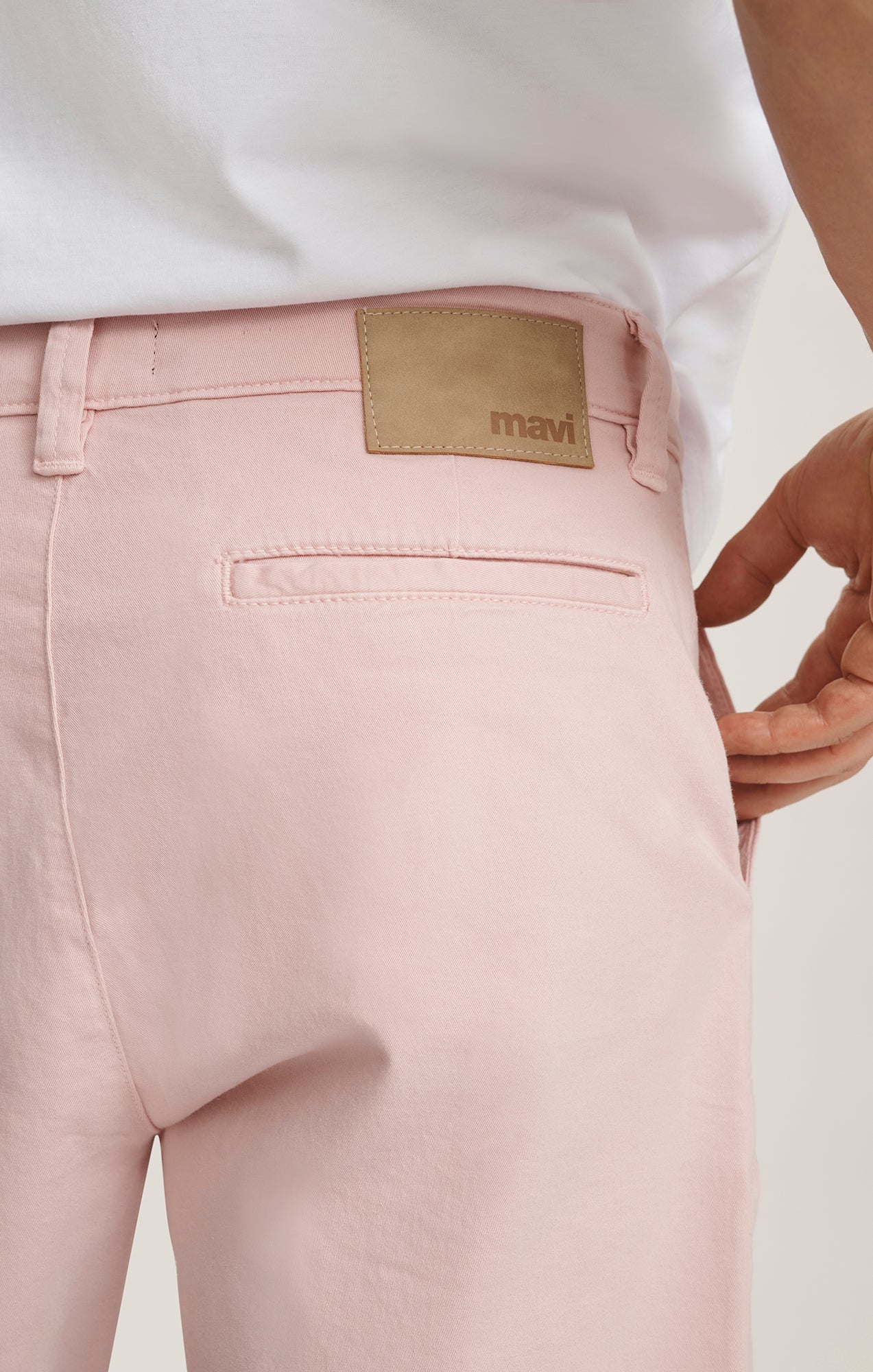 JACOB CROP SHORTS IN FLAMINGO CASUAL TWILL - Mavi Jeans