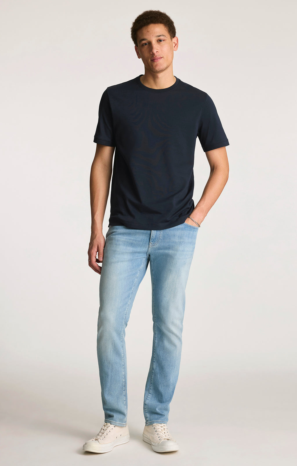 JAKE SLIM LEG IN LIGHT FOGGY FEATHER BLUE - Mavi Jeans