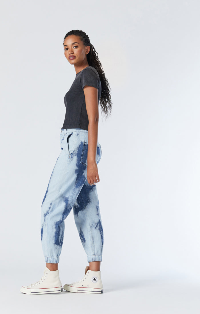 WILLA JOGGER PANTS IN LIGHT DENIM - Mavi Jeans