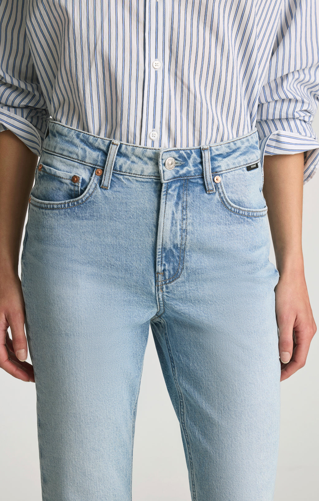 NEW YORK STRAIGHT LEG IN LIGHT BRUSHED CLASSIC BLUE - Mavi Jeans