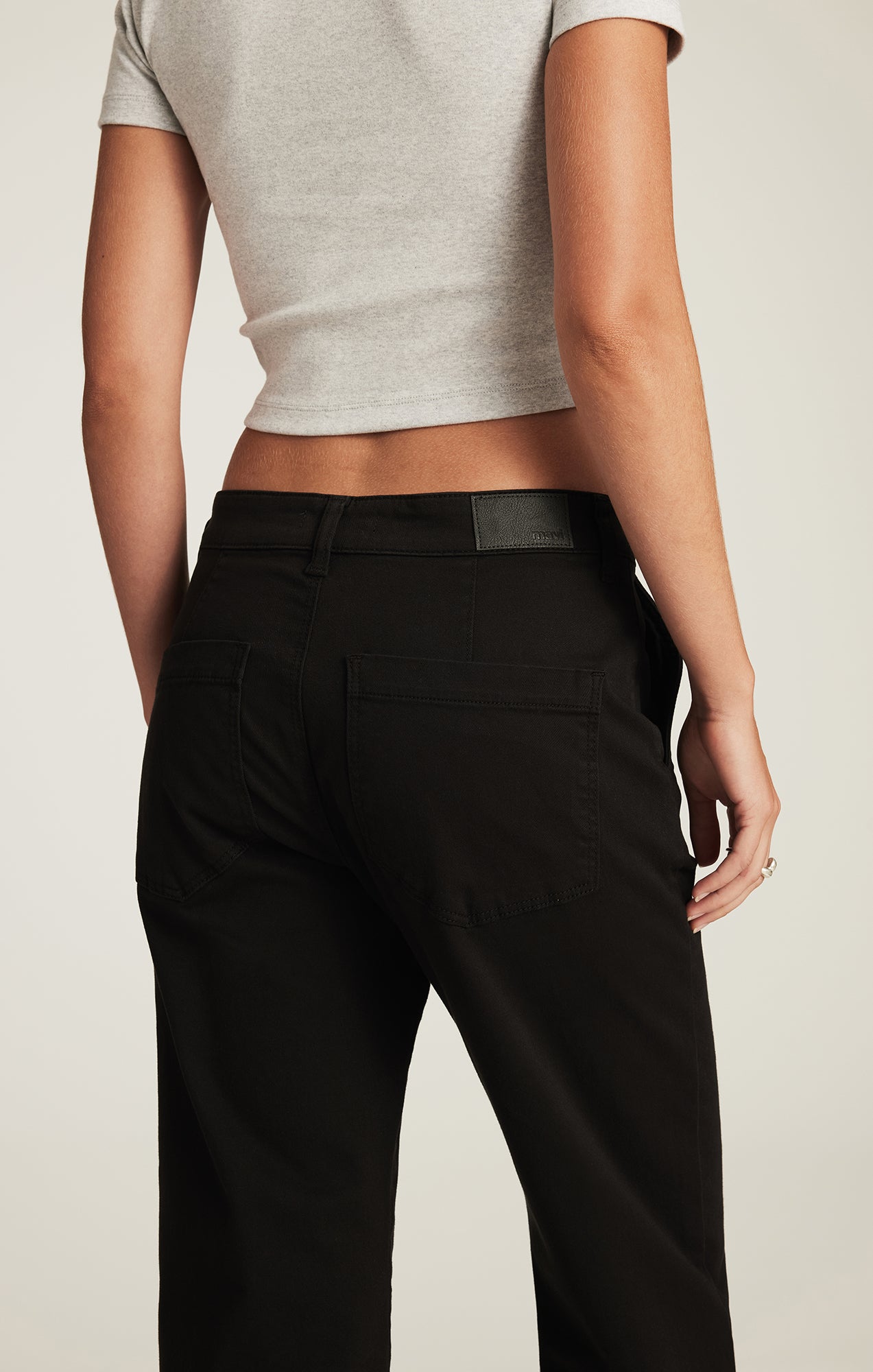 LAUREN STRAIGHT CHINO IN BLACK CASUAL TWILL - Mavi Jeans