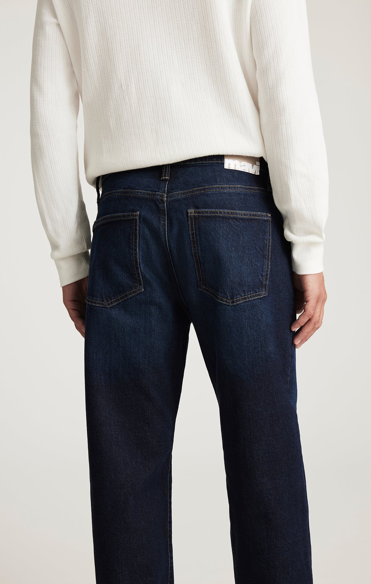 MARCEL LOOSE STRAIGHT LEG IN DEEP BRUSHED CLASSIC BLUE - Mavi Jeans