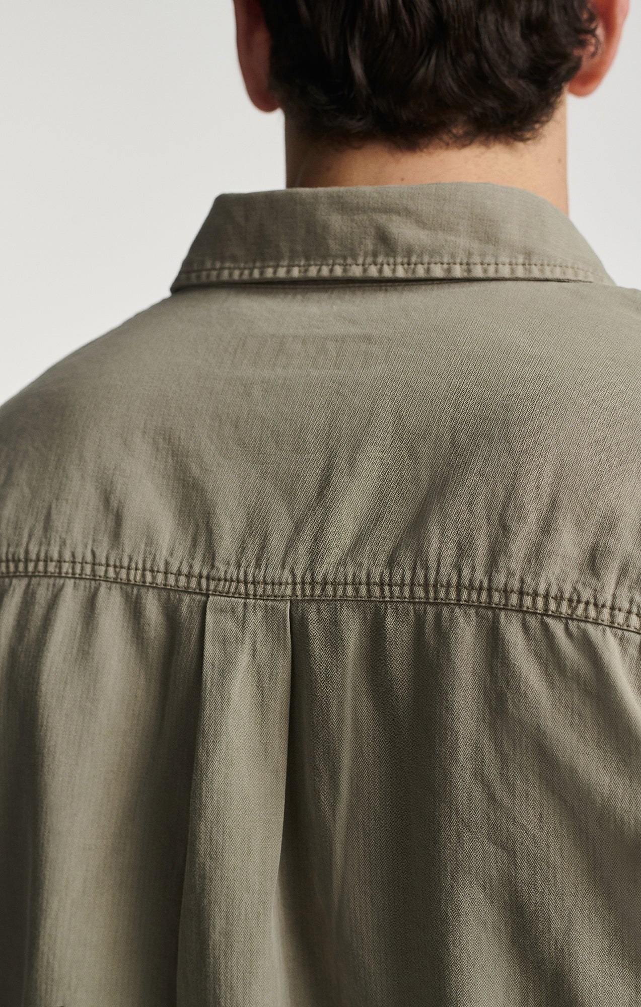 ONE POCKET BUTTON-UP SHIRT IN ROASTED CASHEW - Mavi Jeans