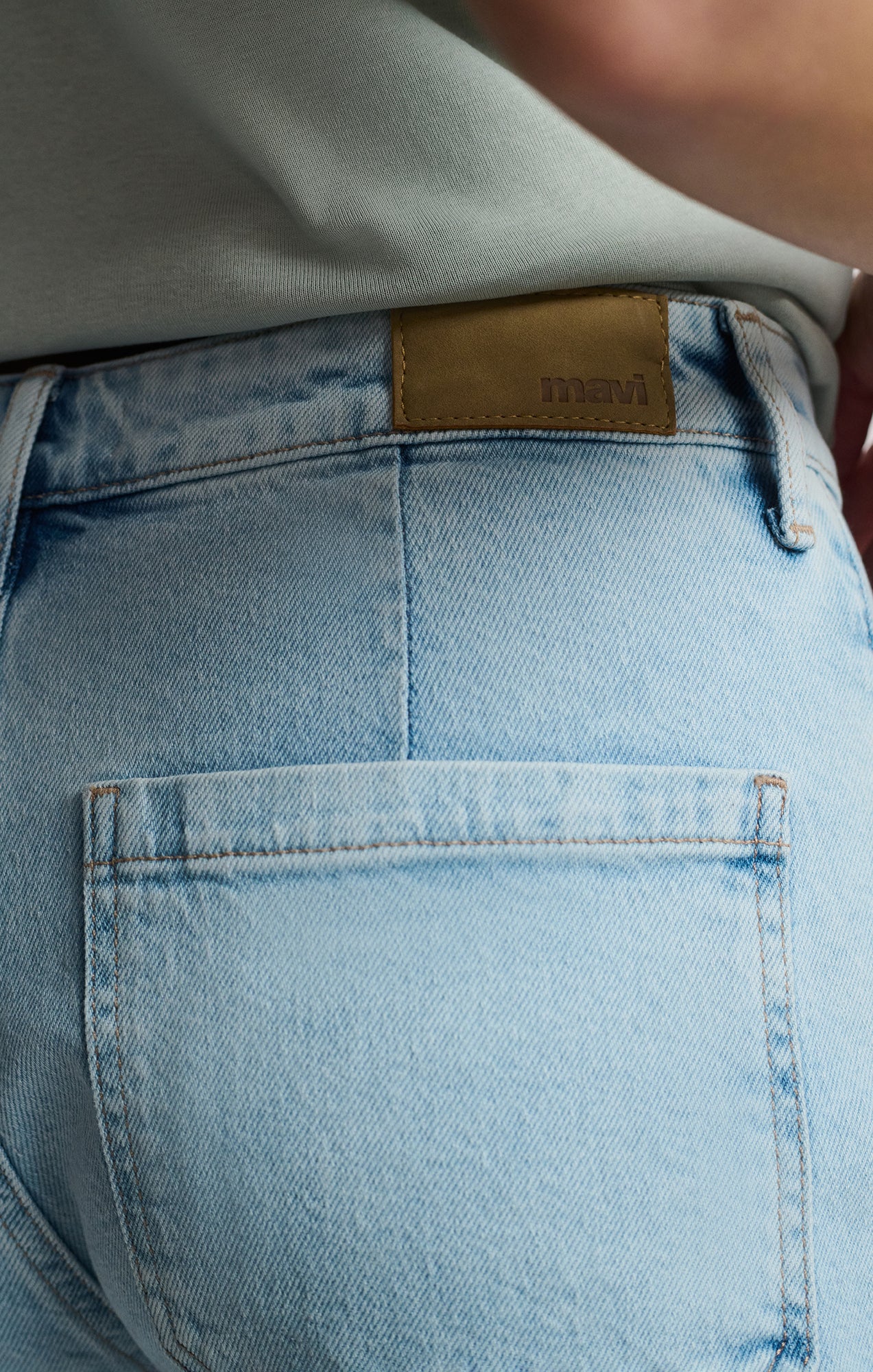 ERIN MARINE SHORTS IN BLEACHED 90's - Mavi Jeans