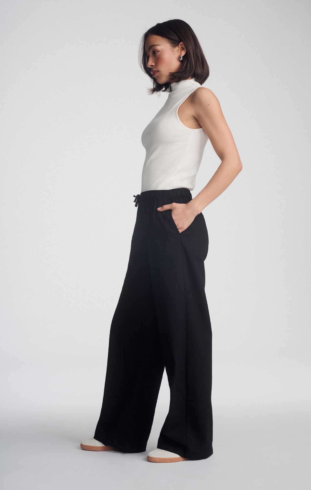 WOVEN LINEN PANTS IN BLACK - Mavi Jeans