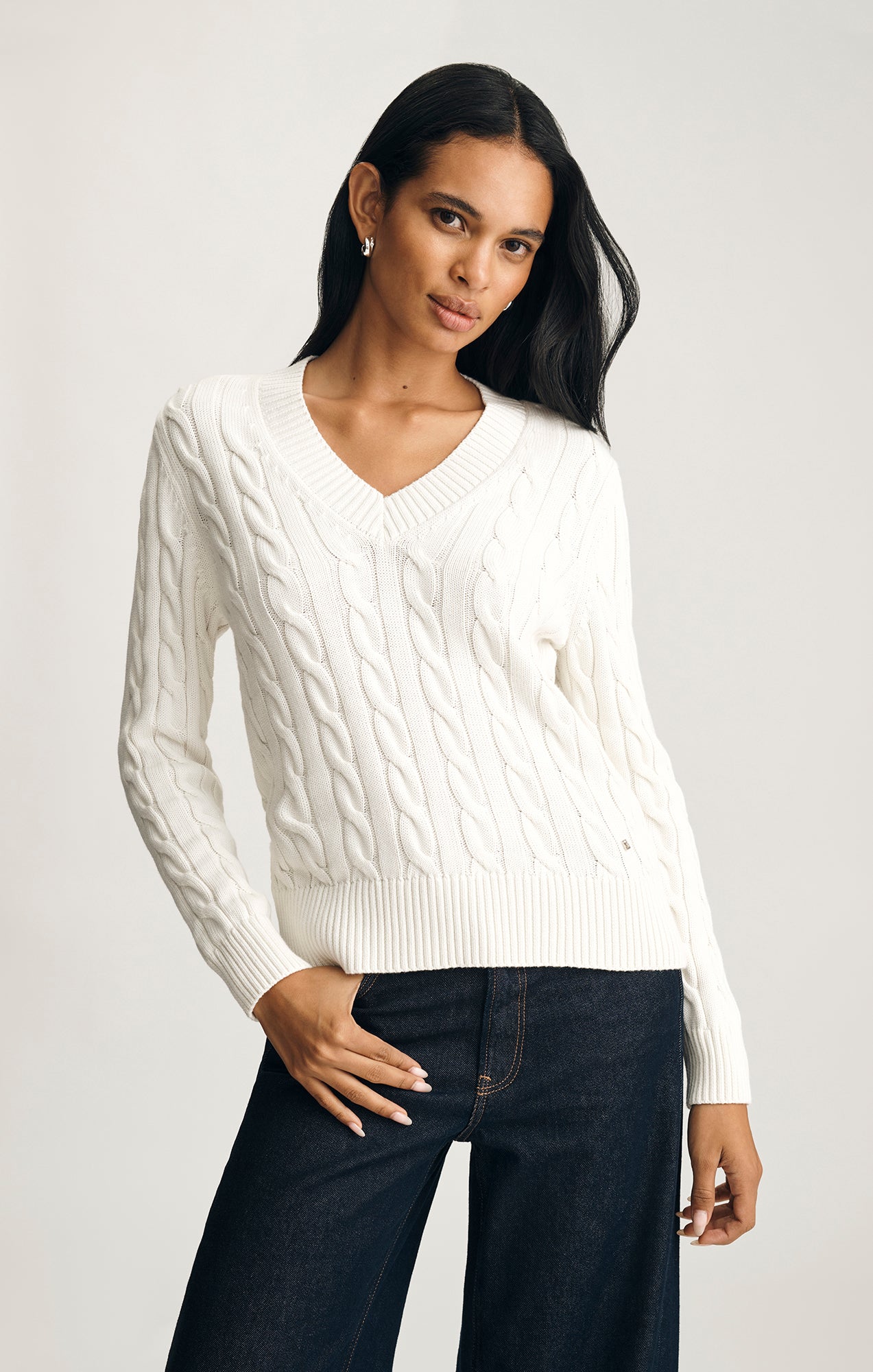CABLE-KNIT V-NECK SWEATER IN ANTIQUE WHITE