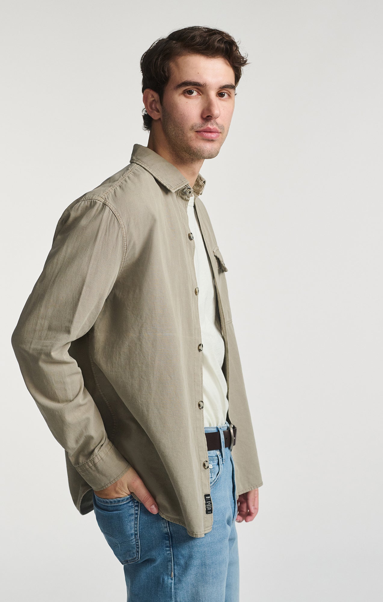 ONE POCKET BUTTON-UP SHIRT IN ROASTED CASHEW - Mavi Jeans