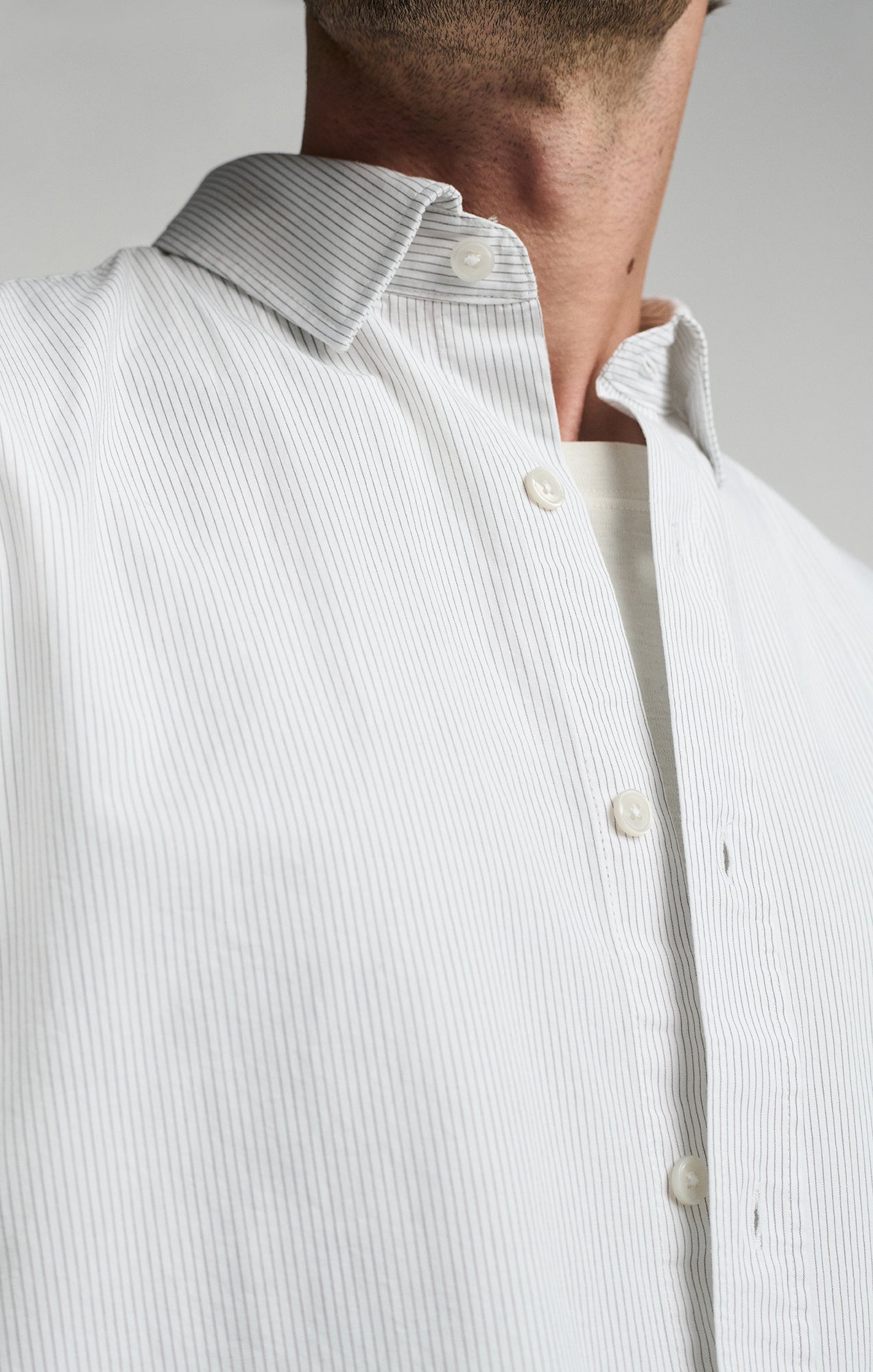 LONG SLEEVE BUTTON-UP TENCEL™ SHIRT IN BLACK IRIS - Mavi Jeans