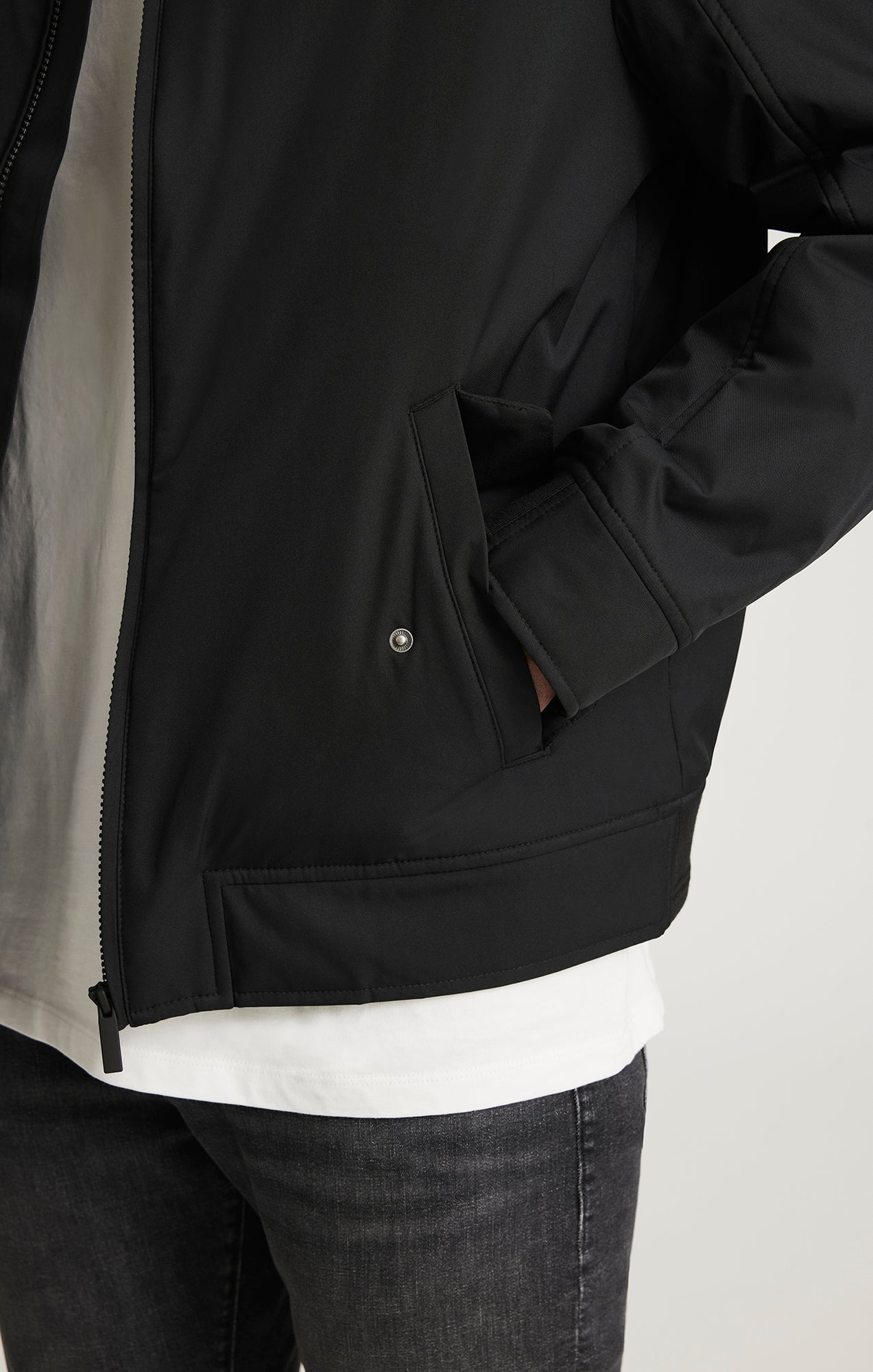 BOMBER JACKET IN BLACK - Mavi Jeans