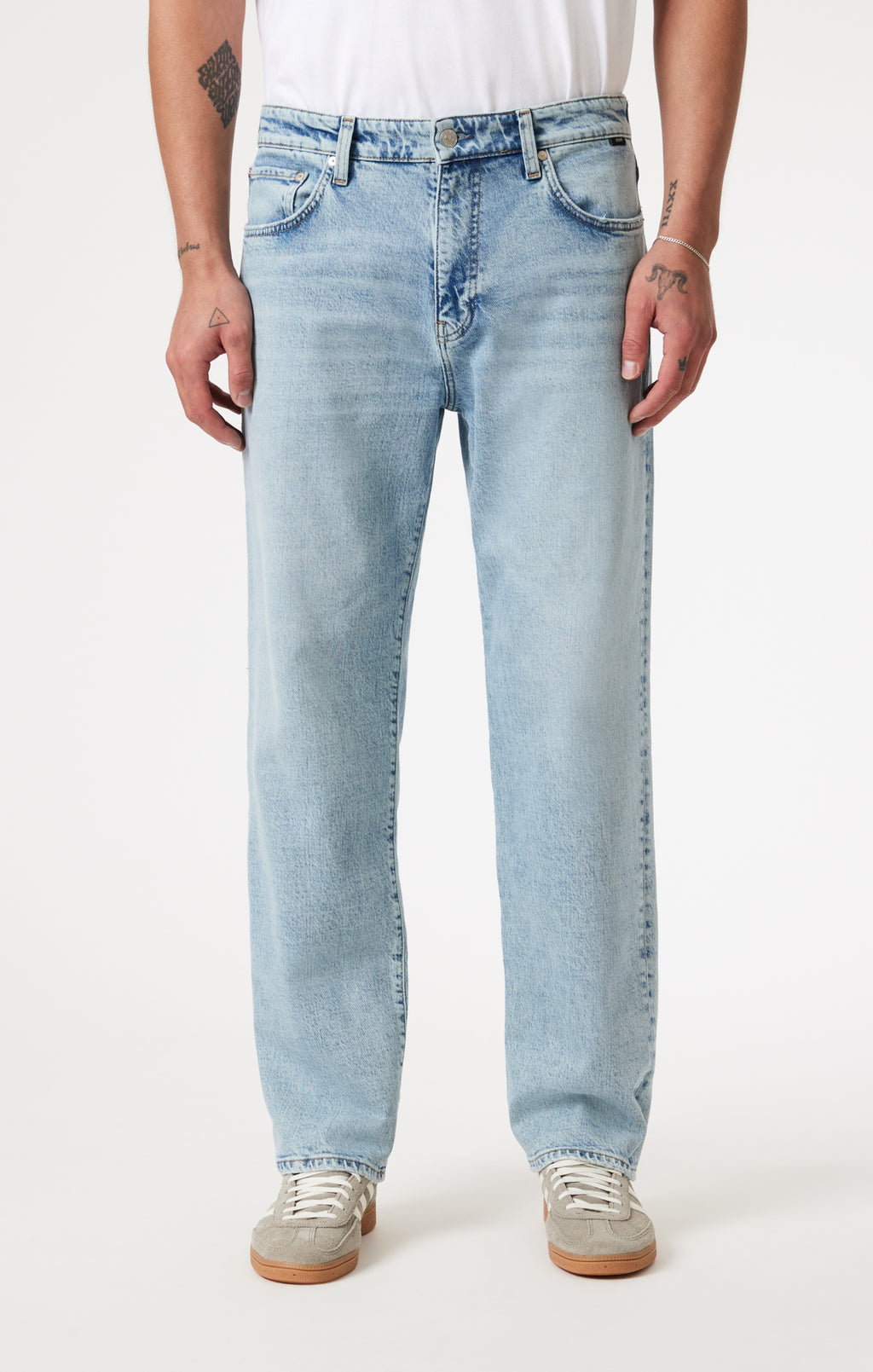 MARCEL LOOSE STRAIGHT LEG IN BLEACHED CLASSIC BLUE - Mavi Jeans