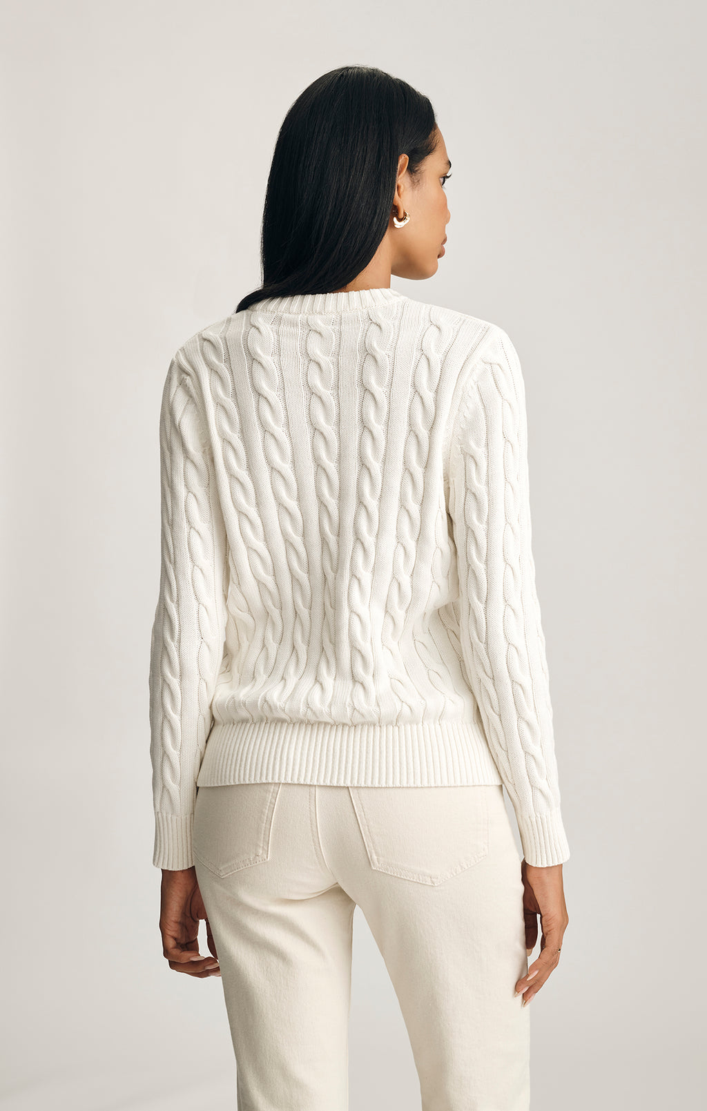 CABLE-KNIT CREW NECK SWEATER IN ANTIQUE WHITE