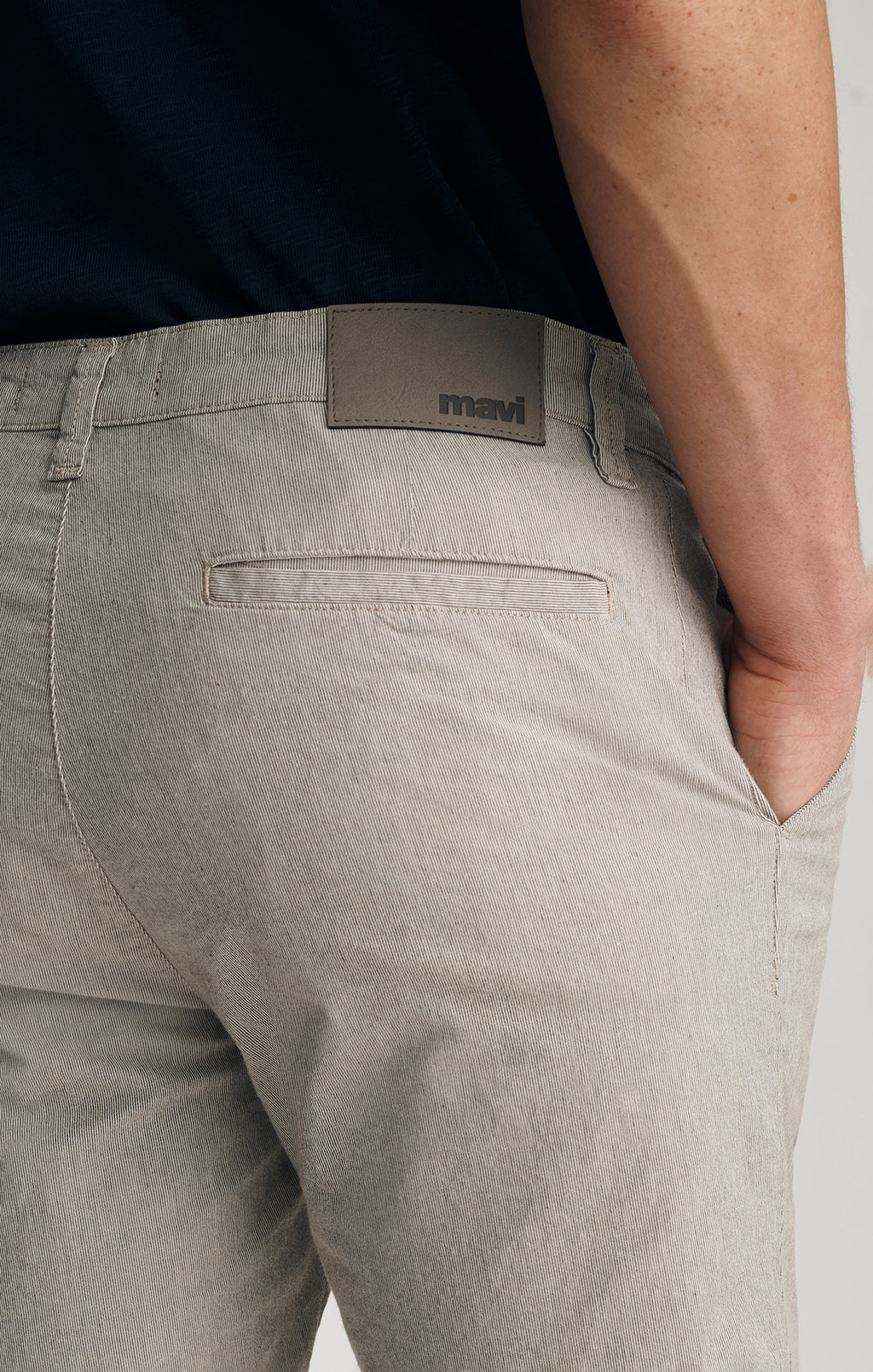 NOAH SHORTS IN BEIGE STRIPE - Mavi Jeans