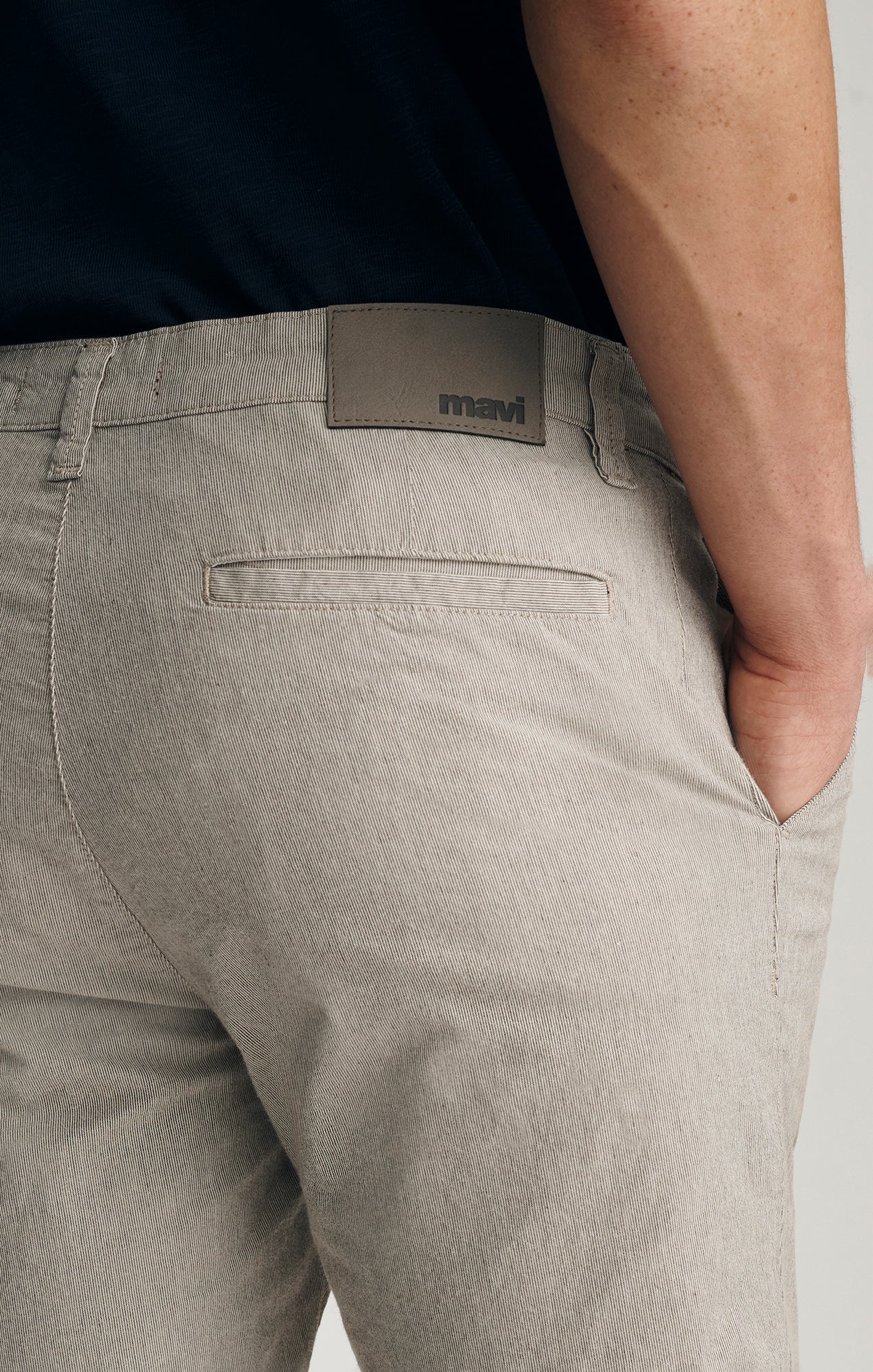 NOAH SHORTS IN BEIGE STRIPE - Mavi Jeans