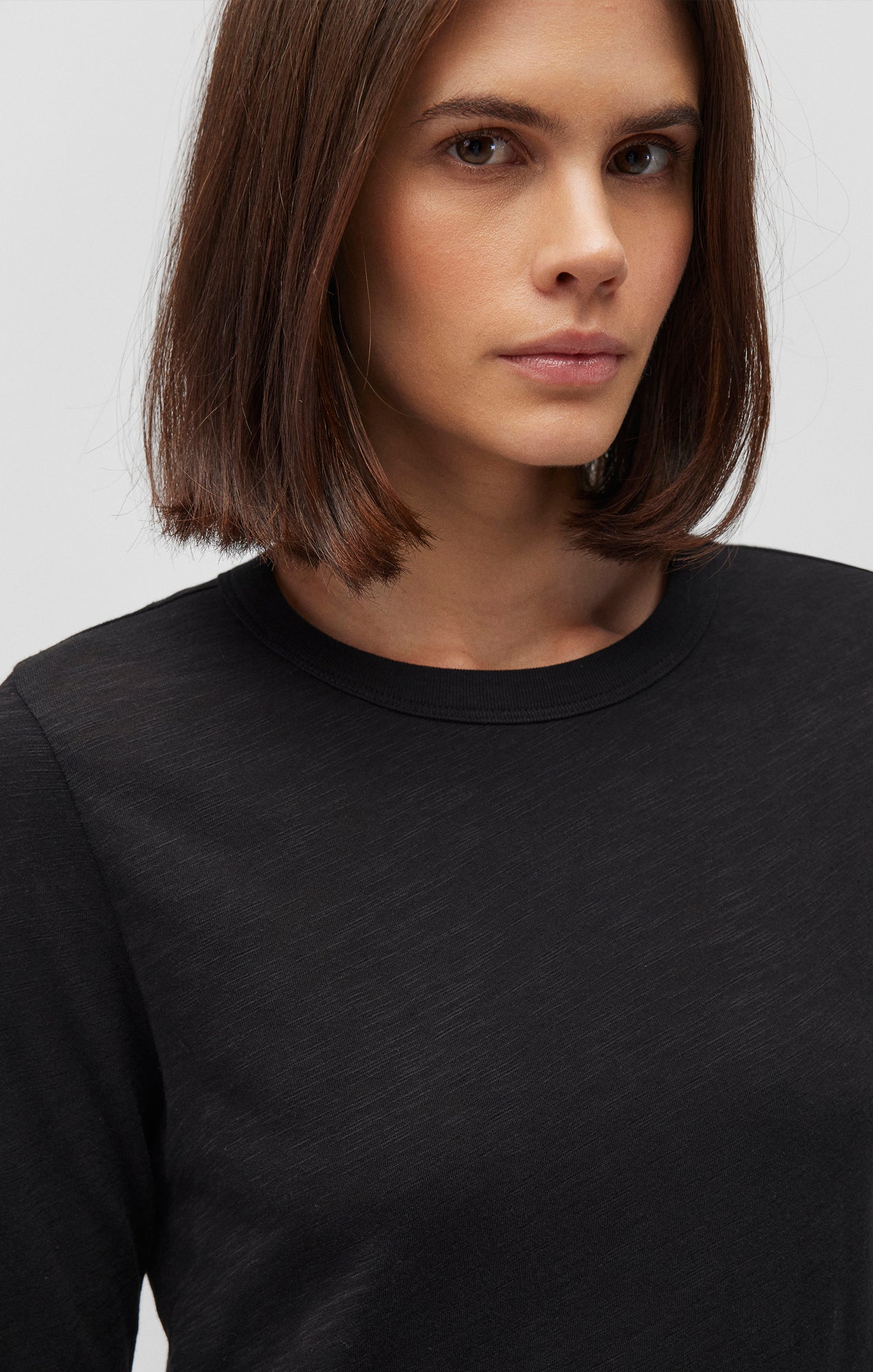 LONG SLEEVE CREW NECK T-SHIRT IN BLACK - Mavi Jeans