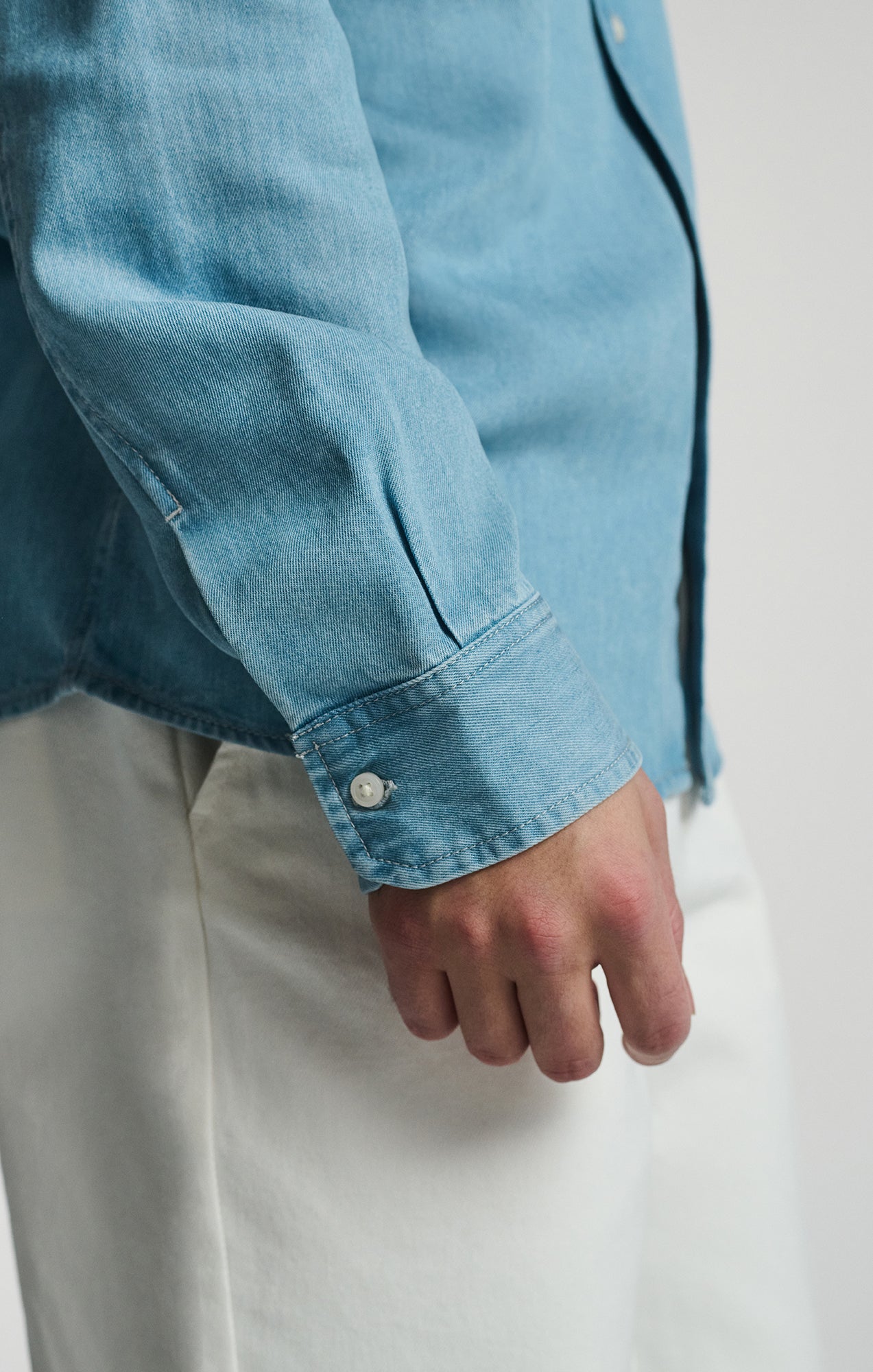 LONG SLEEVE BUTTON-UP TENCEL™ SHIRT IN INDIGO - Mavi Jeans