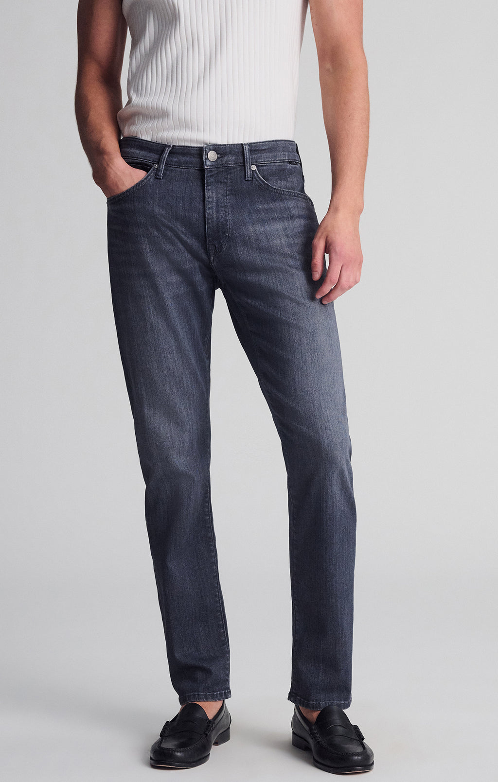 JAKE SLIM LEG IN DARK SMOKE WILLIAMSBURG - Mavi Jeans