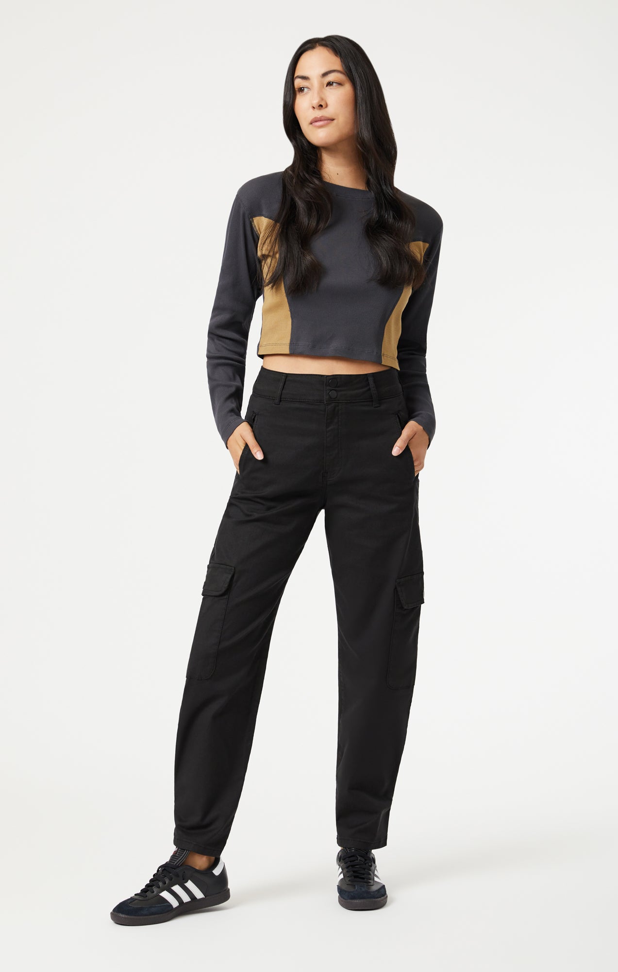 ELSIE CARGO PANTS IN BLACK LUXE TWILL - Mavi Jeans