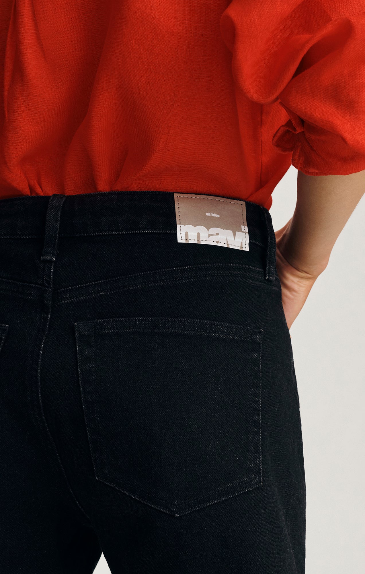 HEIDI SHORTS IN BLACK CLASSIC BLUE - Mavi Jeans