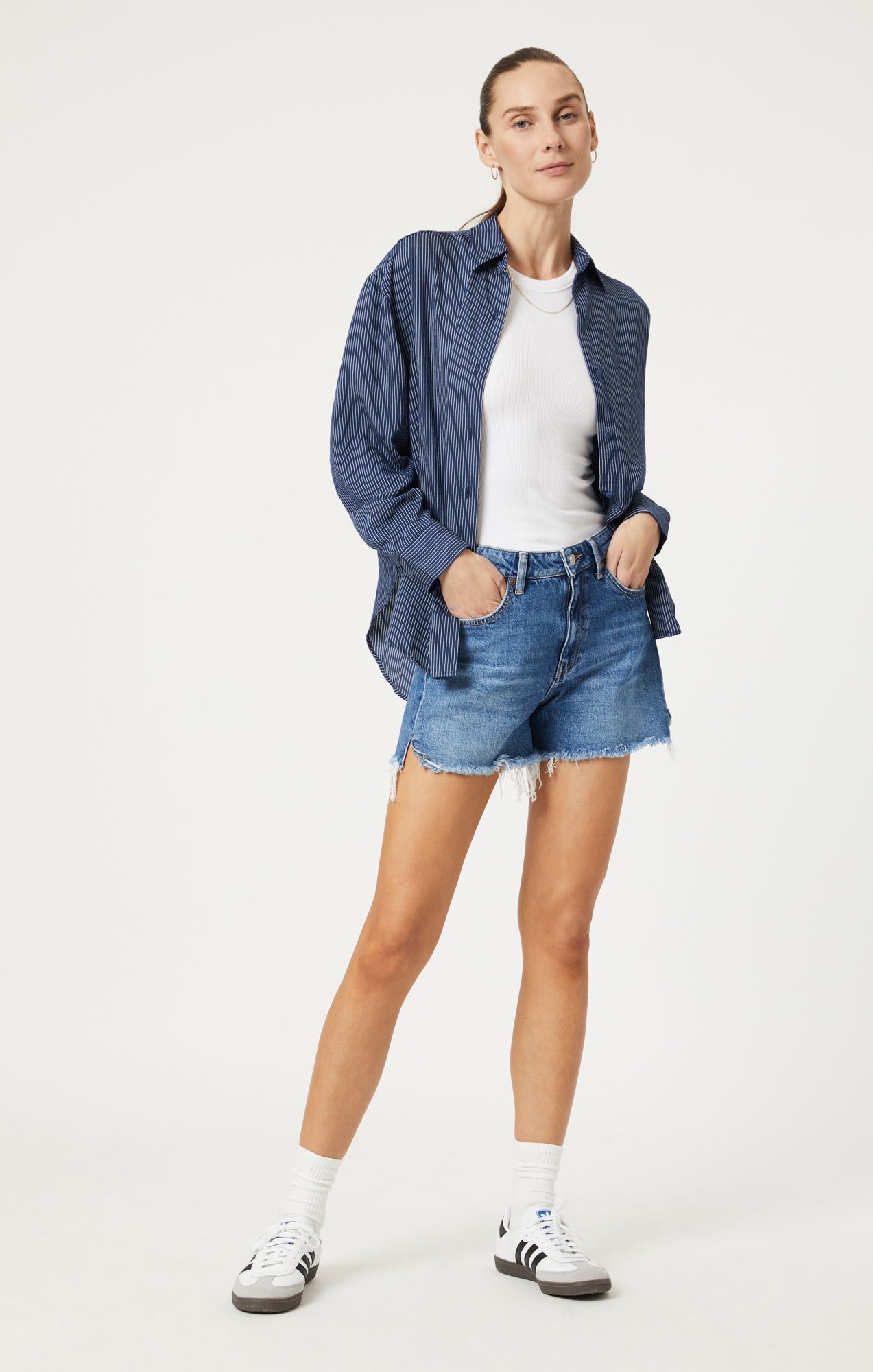 BUTTON-UP LONG SLEEVE SHIRT IN NAVY STRIPED - Mavi Jeans