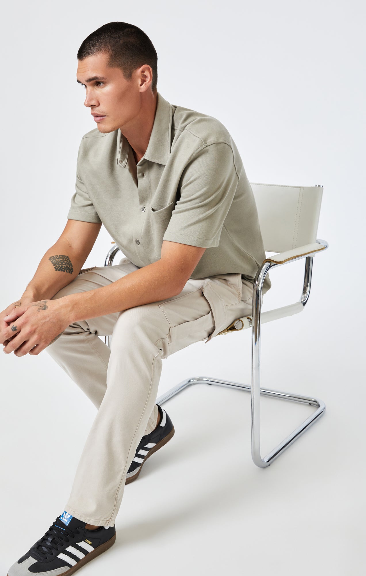 SAM SLIM STRAIGHT CARGO IN SILVER GRAY LUXE TWILL - Mavi Jeans