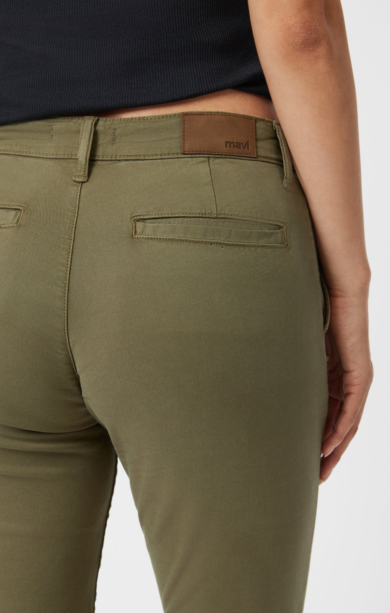 BROOKE SLIM CHINO IN GREEN LUXE TWILL - Mavi Jeans